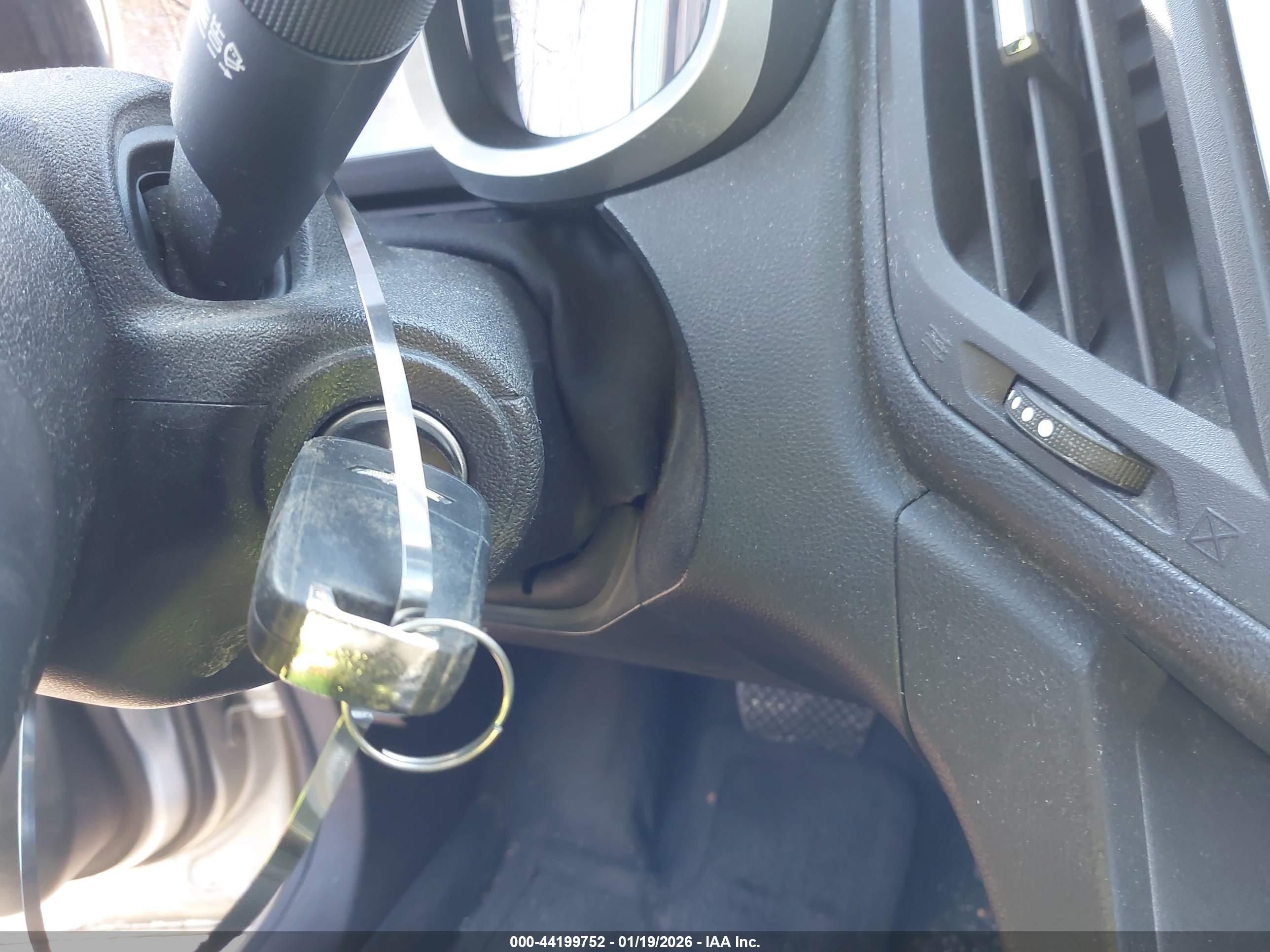 CHEVROLET EQUINOX image 11