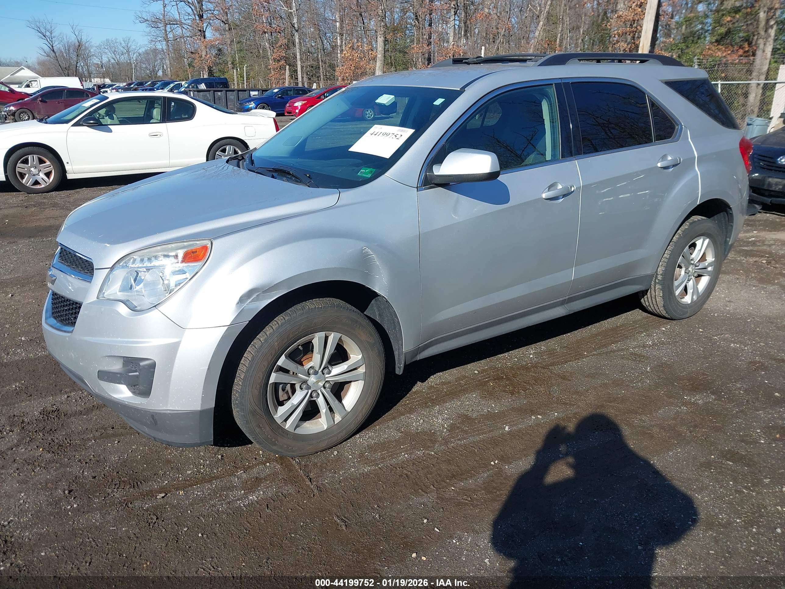 CHEVROLET EQUINOX image 2