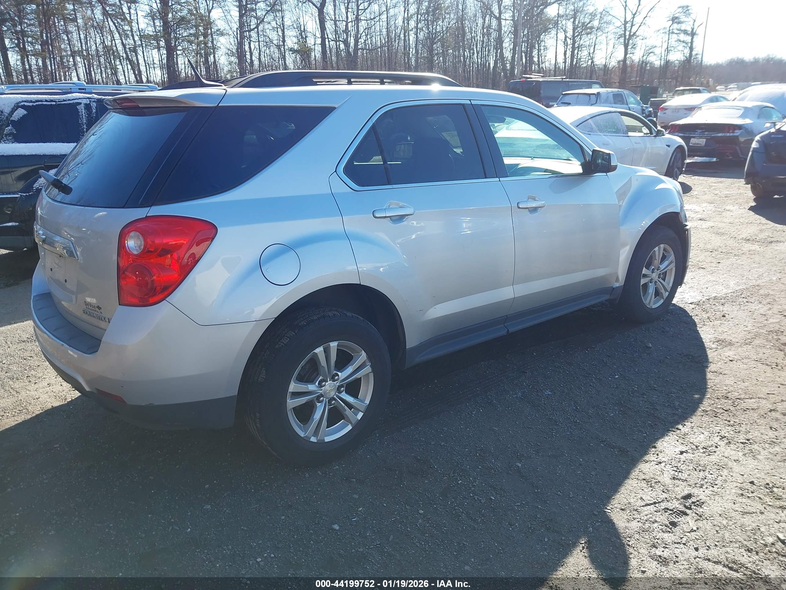 CHEVROLET EQUINOX image 4
