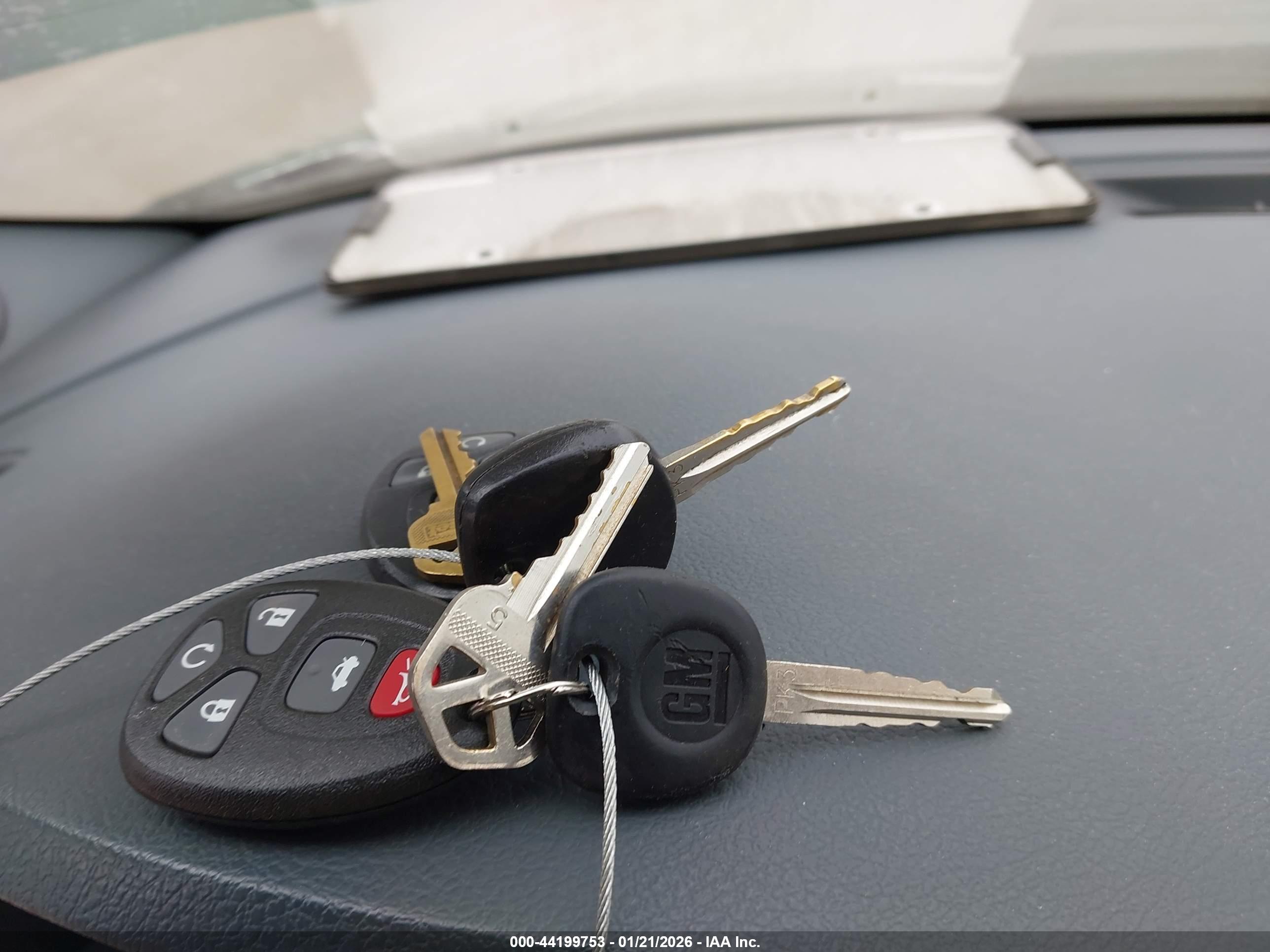 BUICK LACROSSE image 11