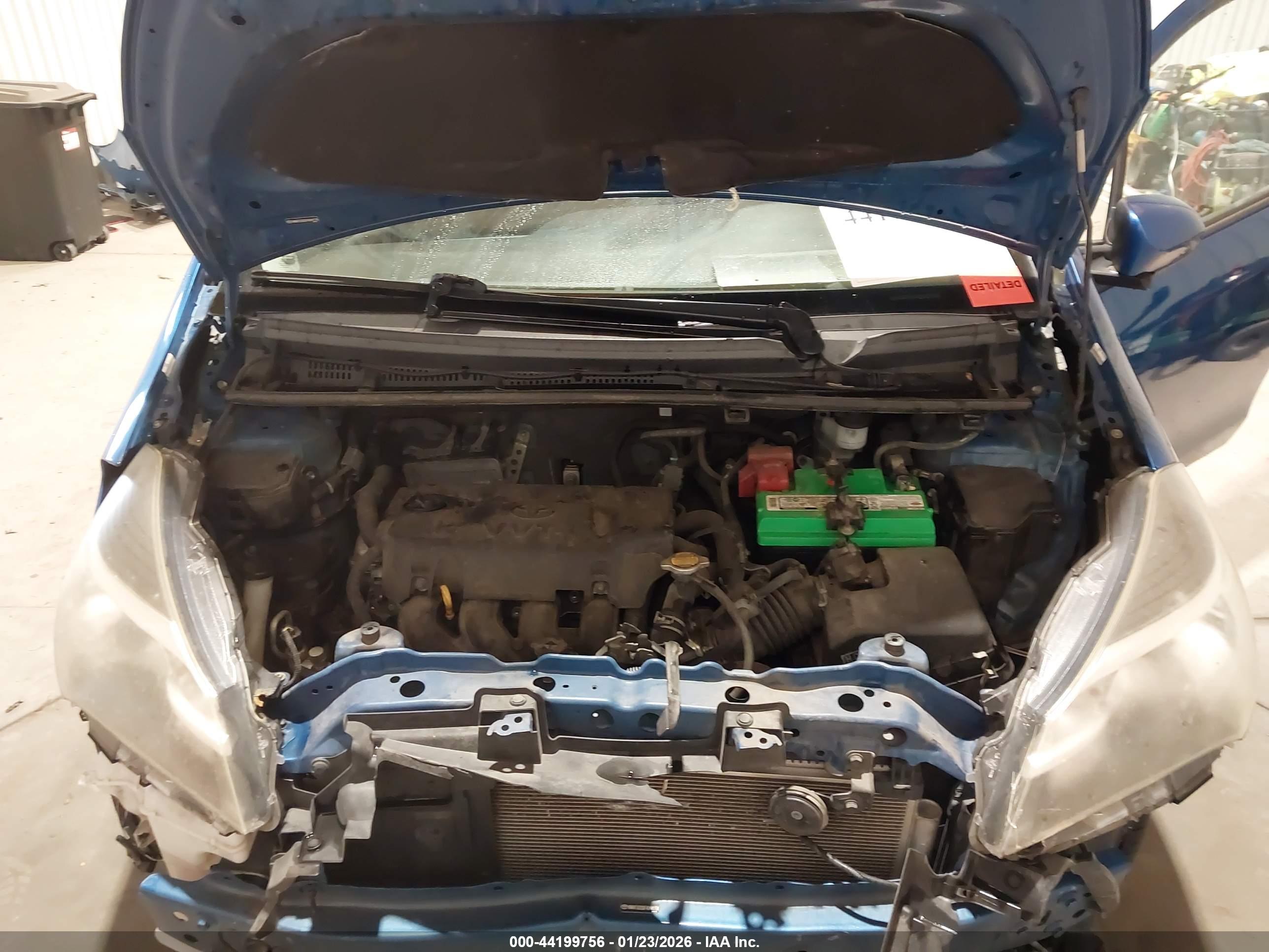 TOYOTA YARIS image 10