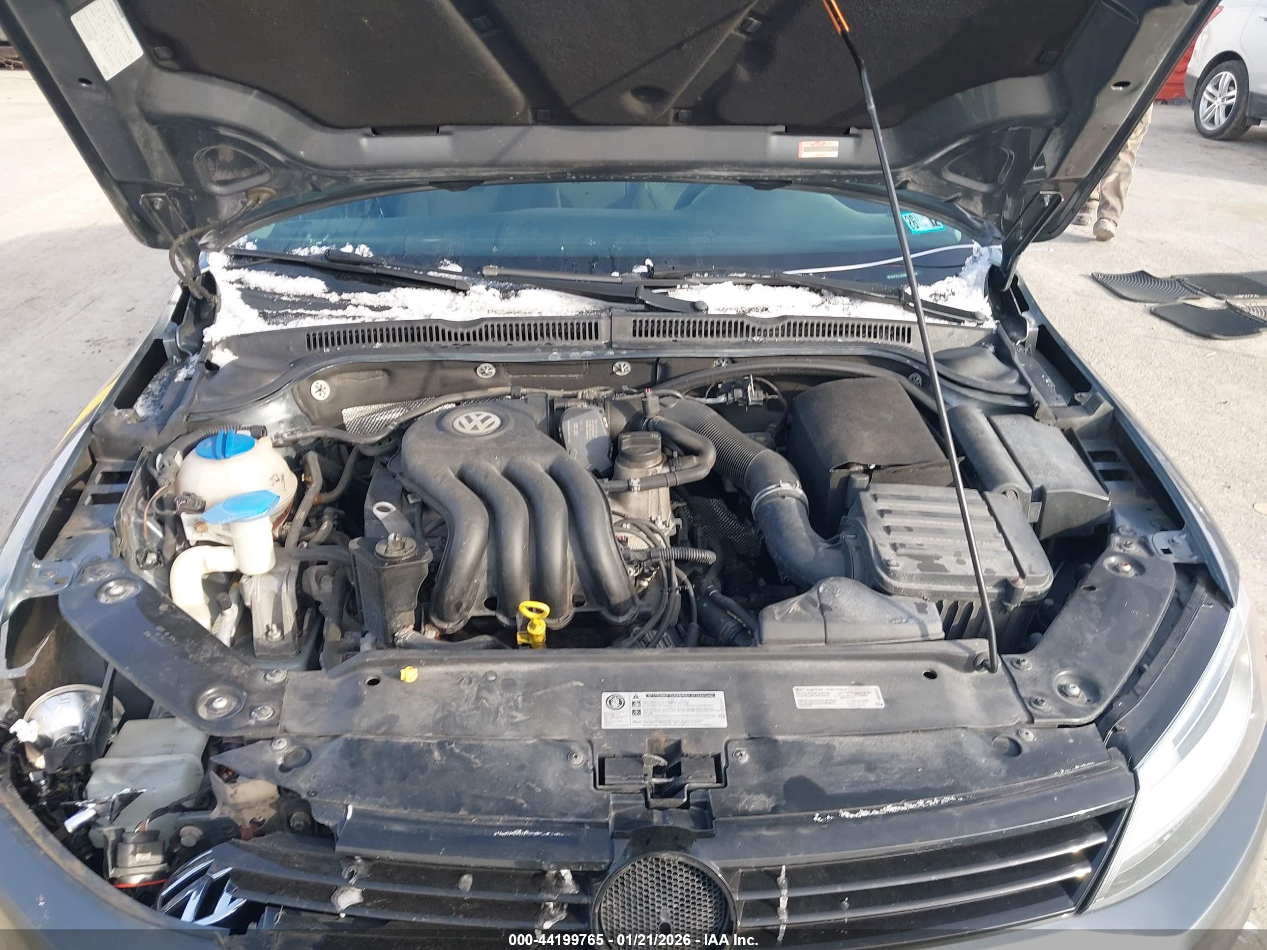 VOLKSWAGEN JETTA image 10
