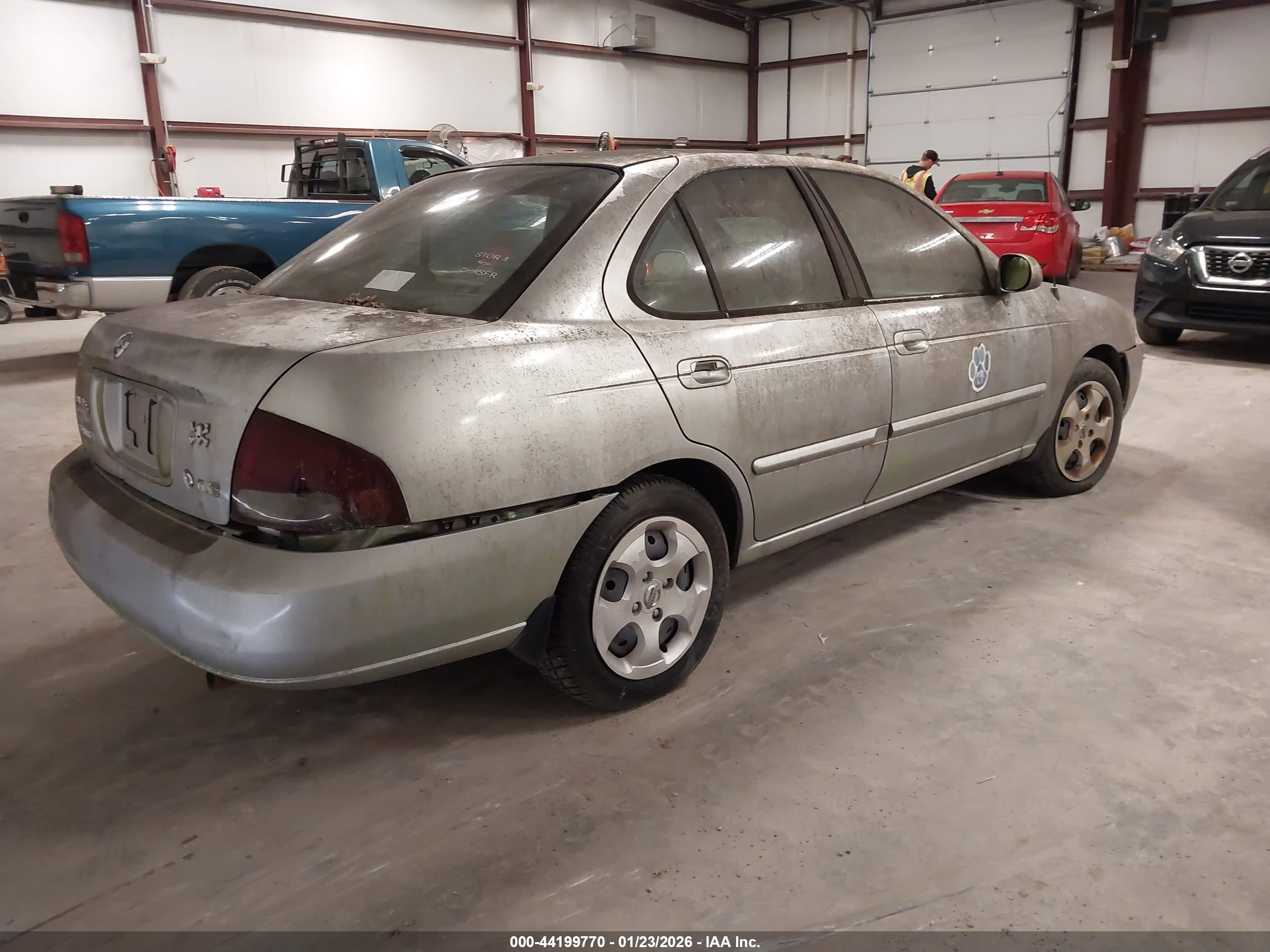 NISSAN SENTRA image 4