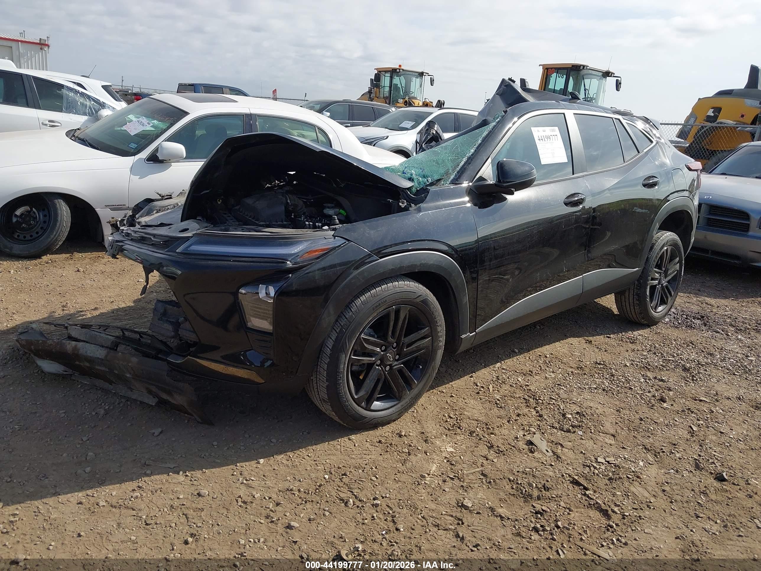CHEVROLET TRAX image 2