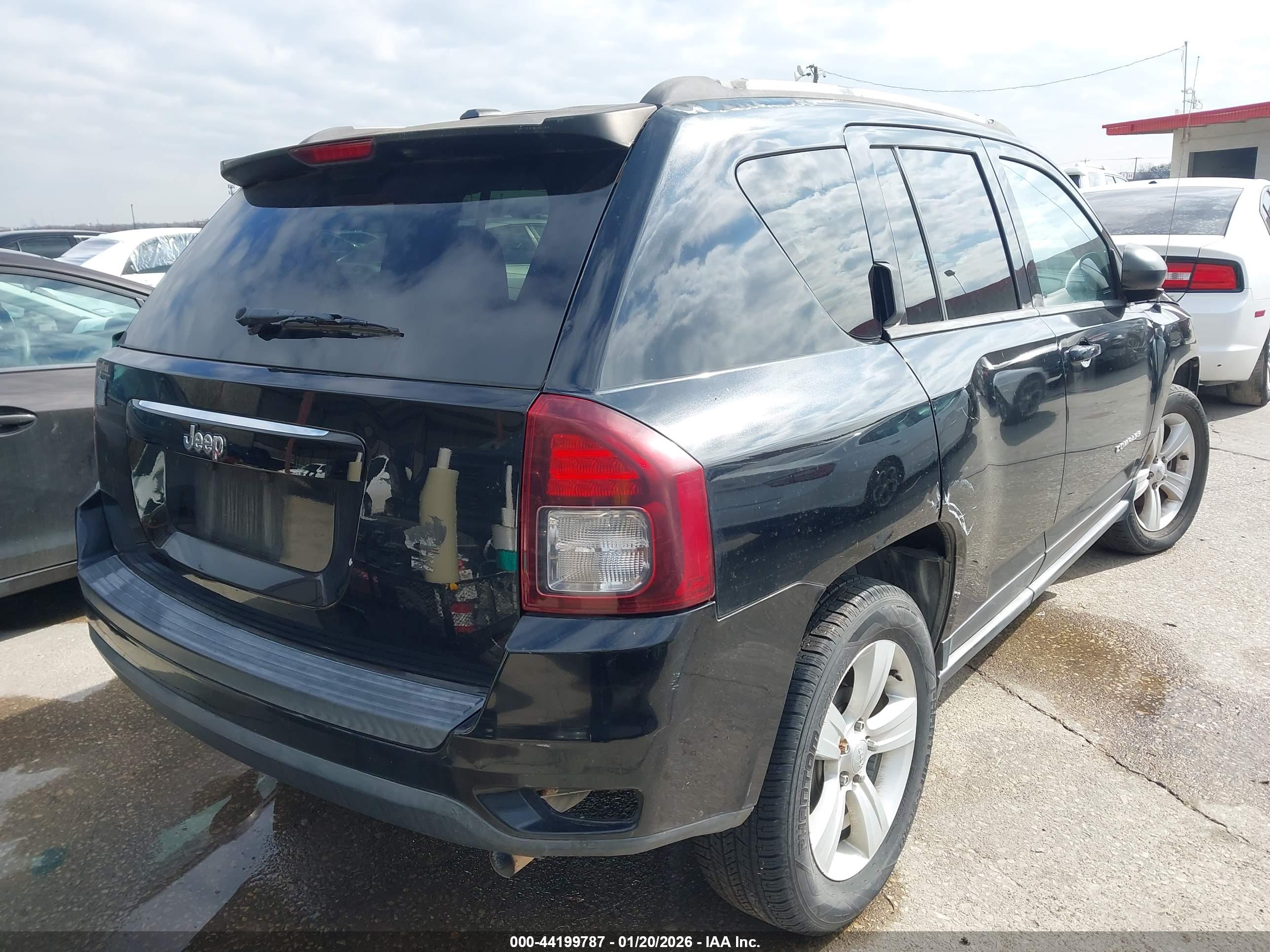 JEEP COMPASS image 4
