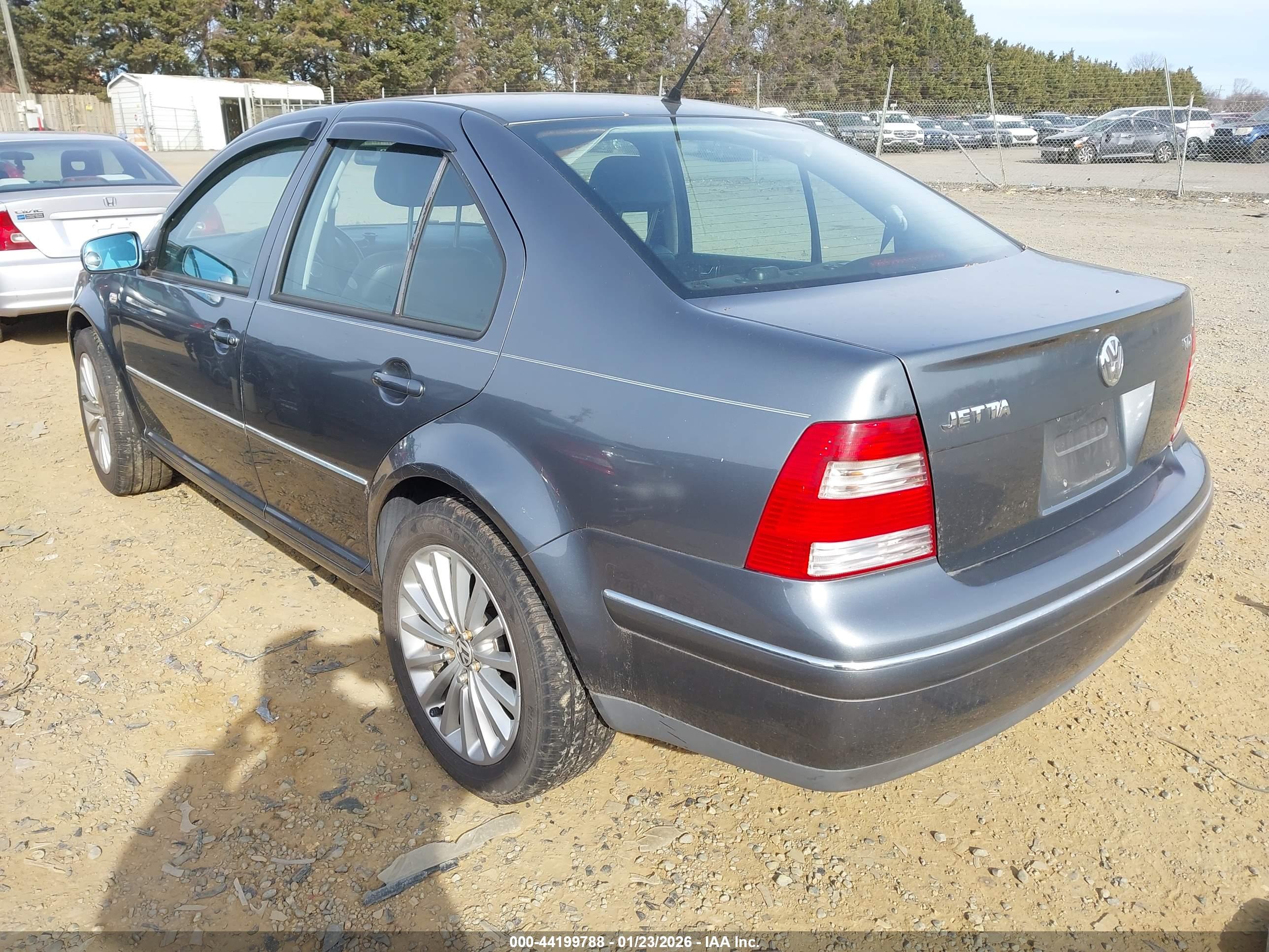 VOLKSWAGEN JETTA image 3