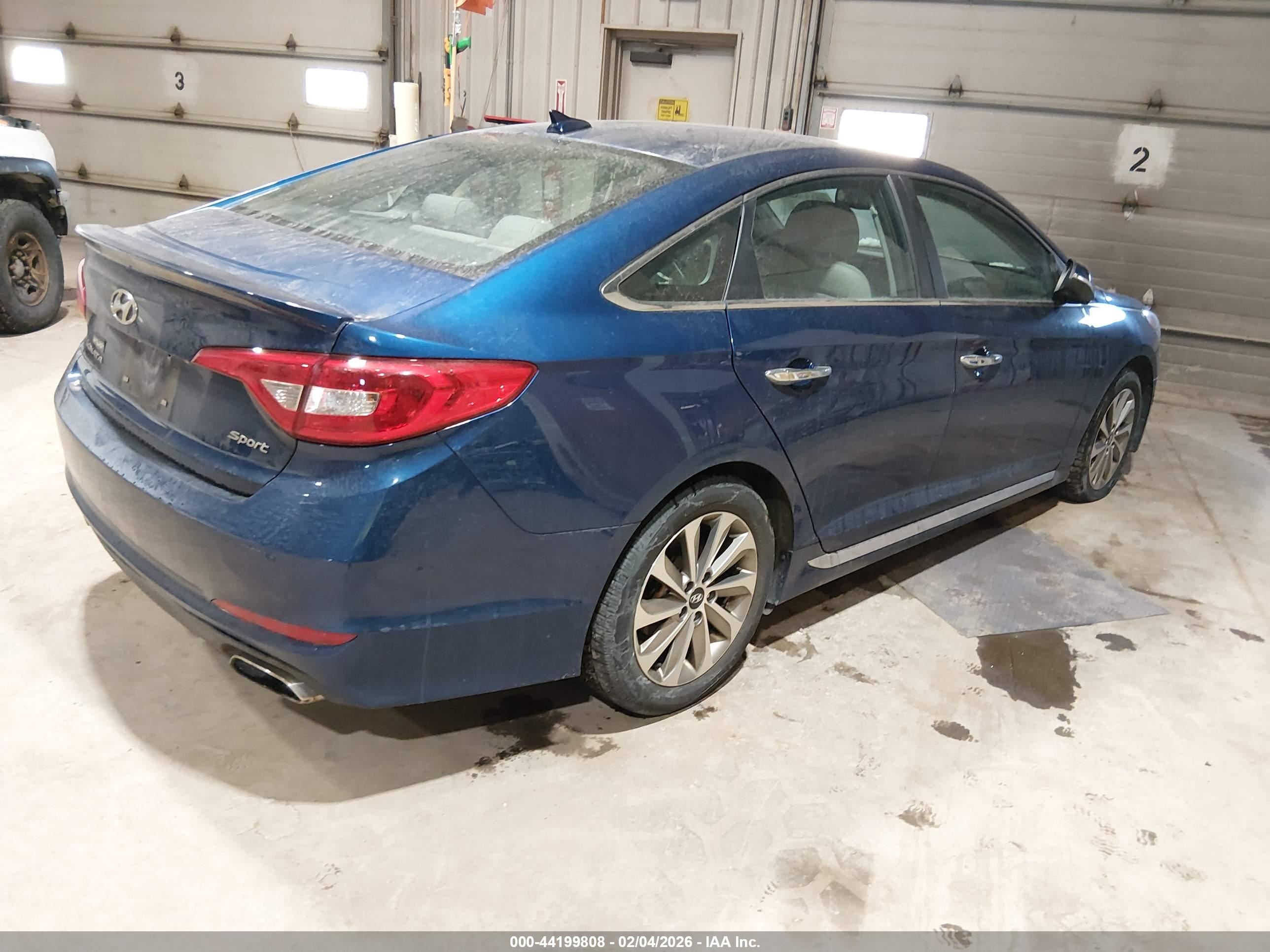HYUNDAI SONATA image 4