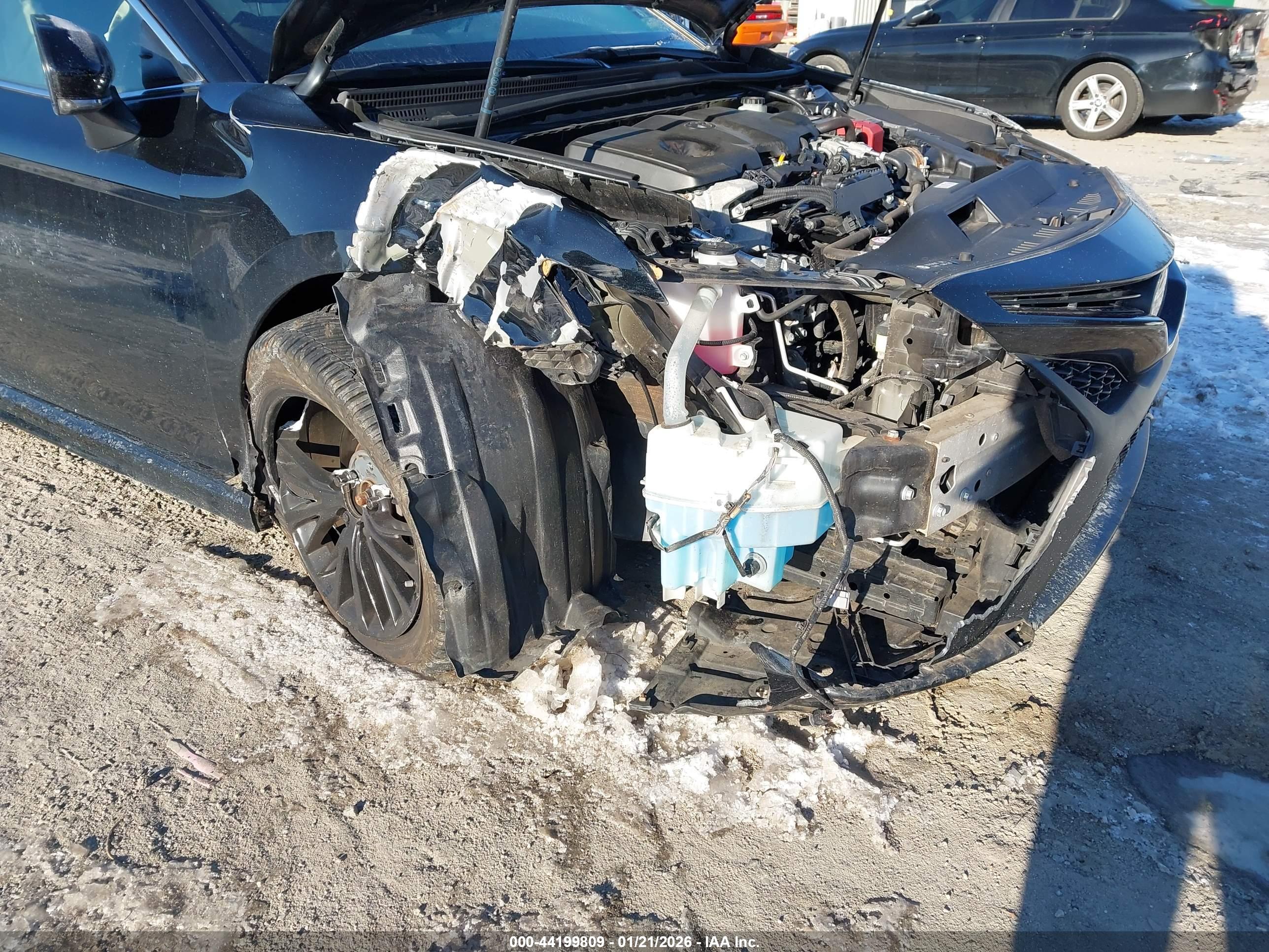 TOYOTA CAMRY image 6