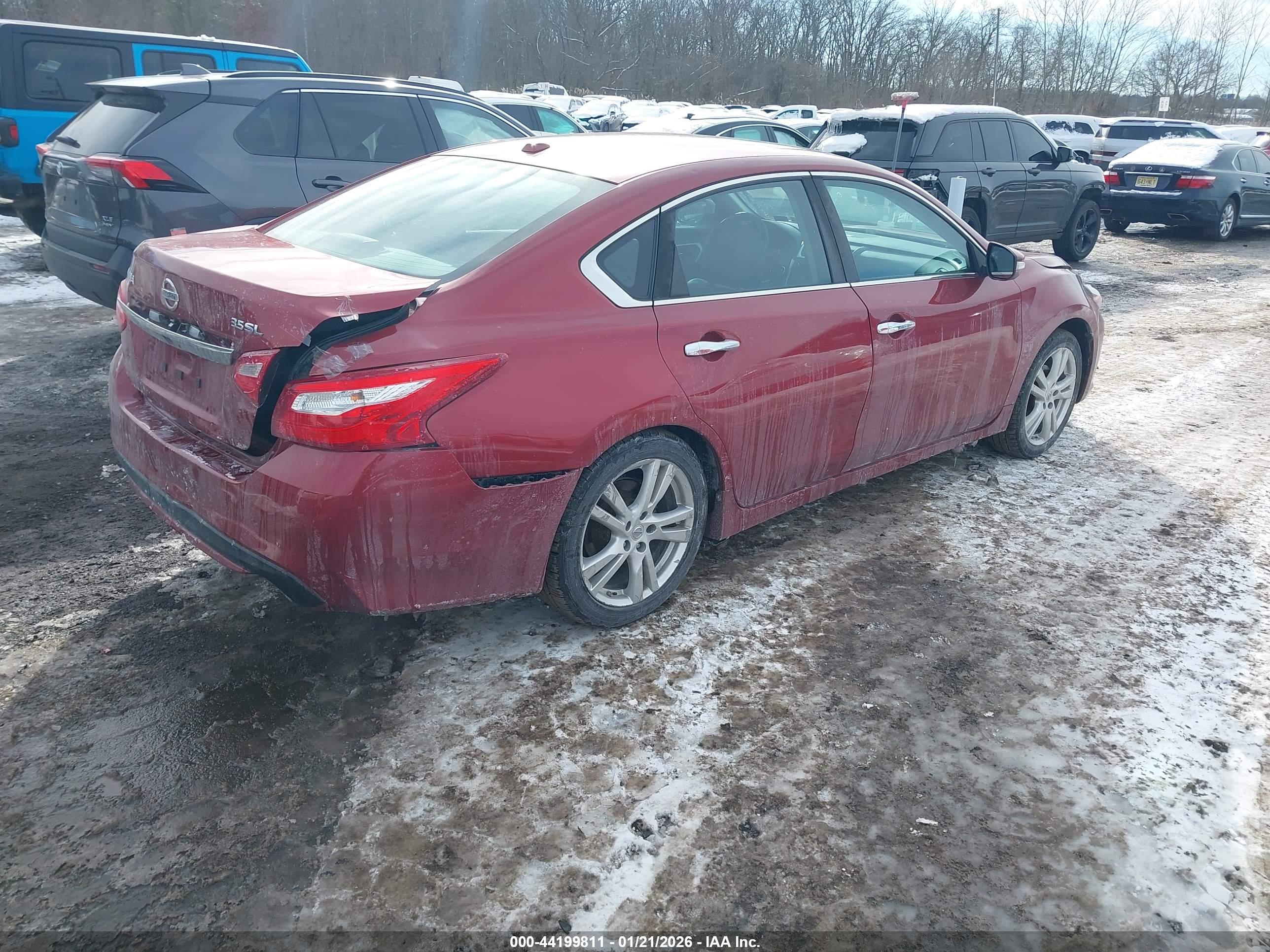 NISSAN ALTIMA image 4