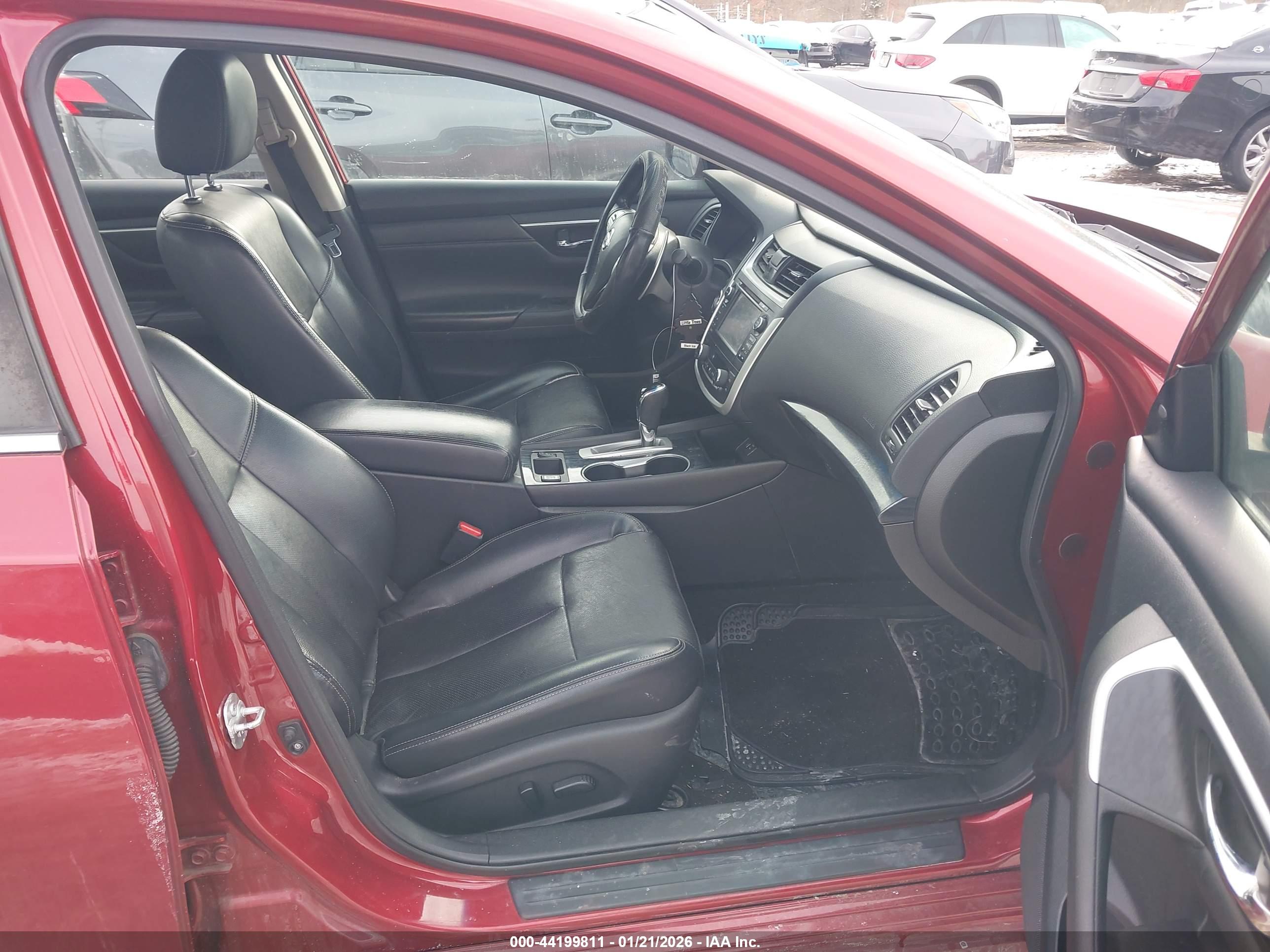 NISSAN ALTIMA image 5