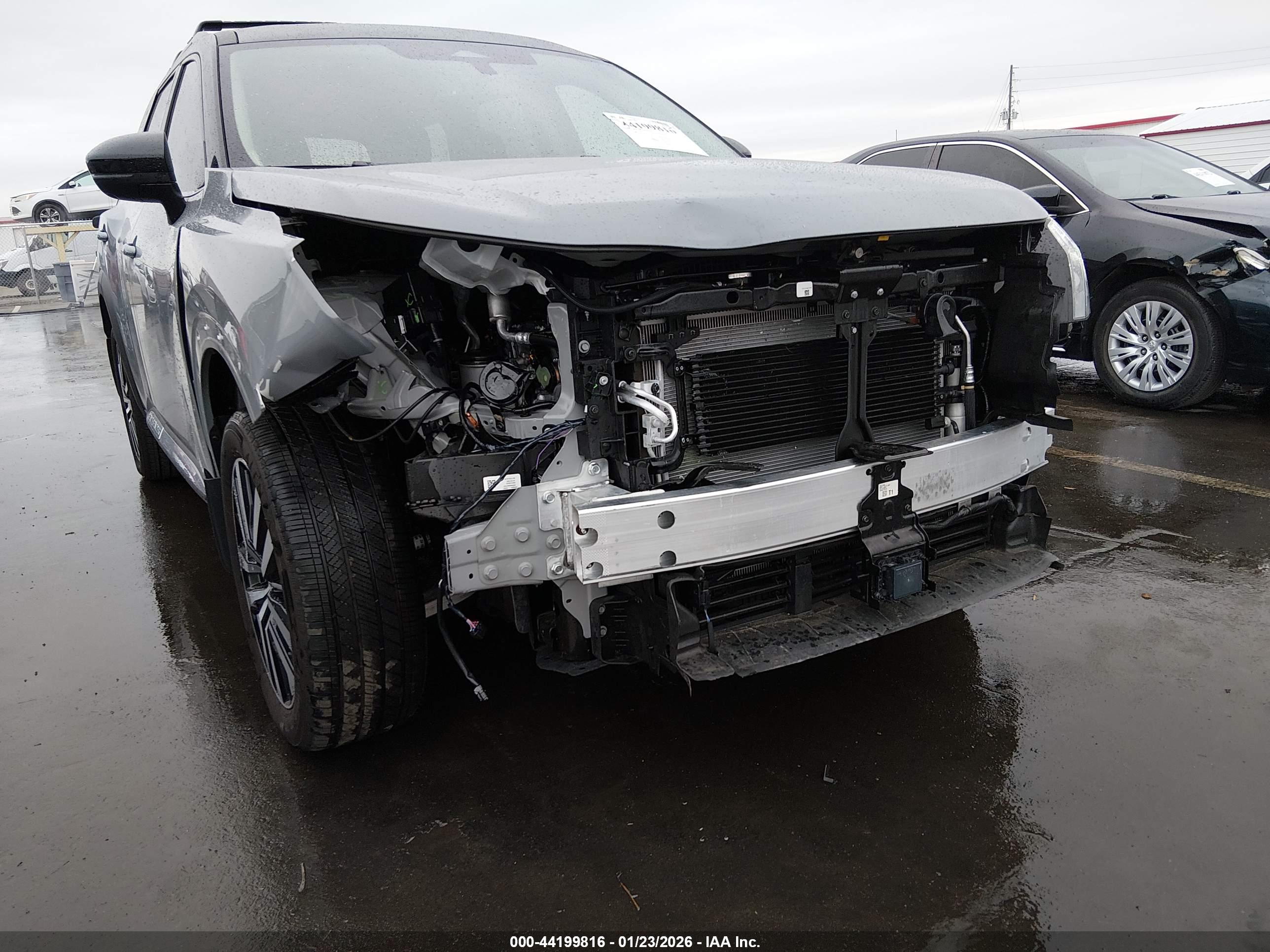 NISSAN PATHFINDER image 6