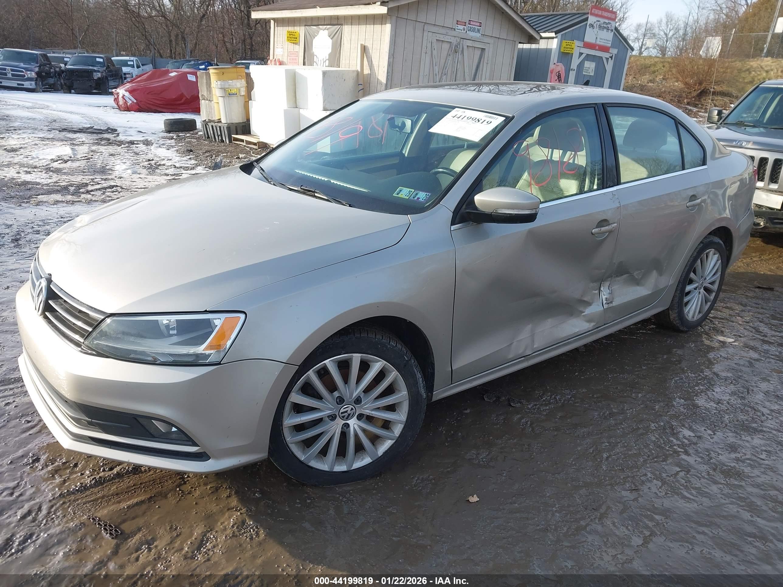 VOLKSWAGEN JETTA image 2