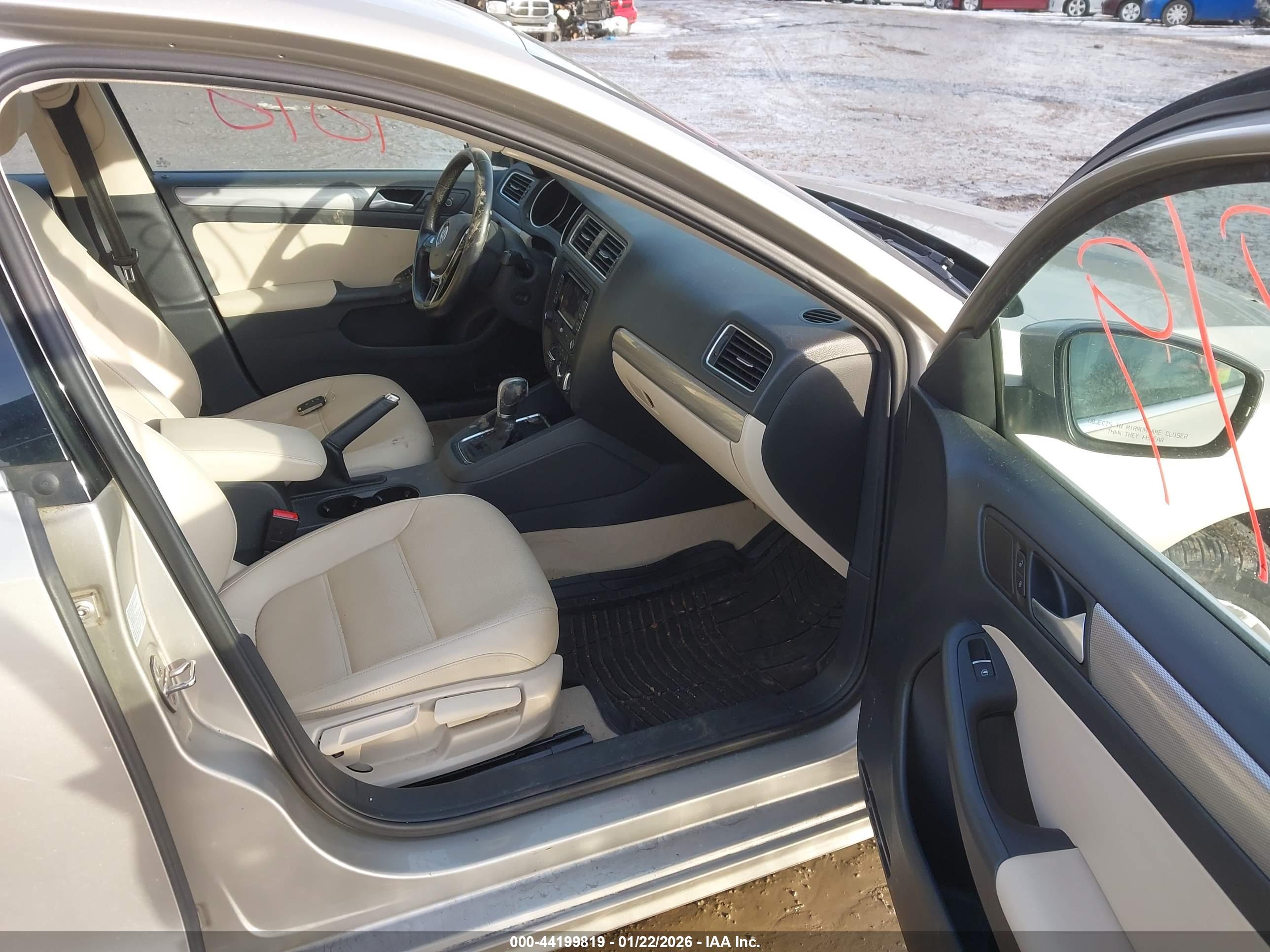 VOLKSWAGEN JETTA image 5