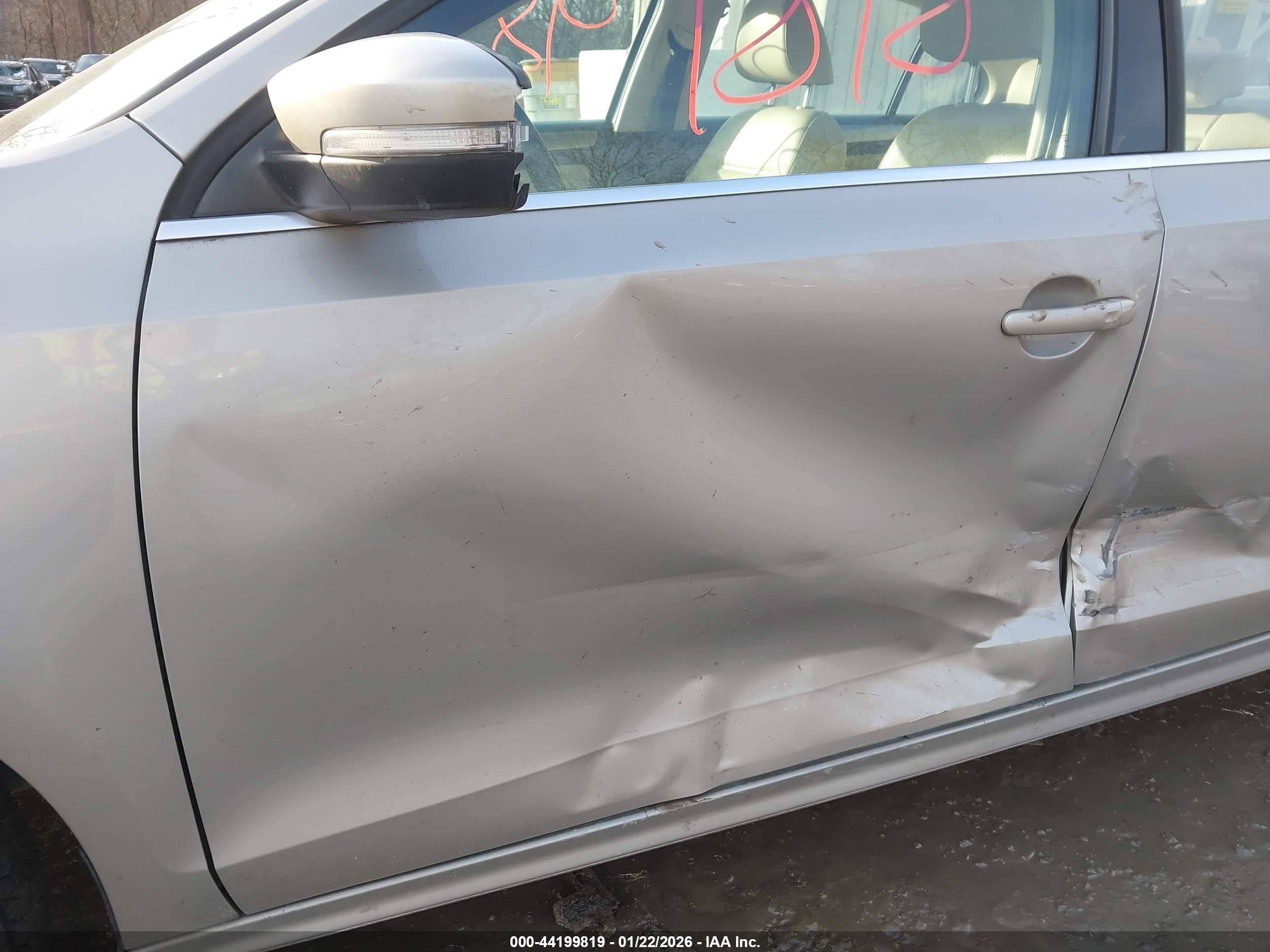 VOLKSWAGEN JETTA image 6