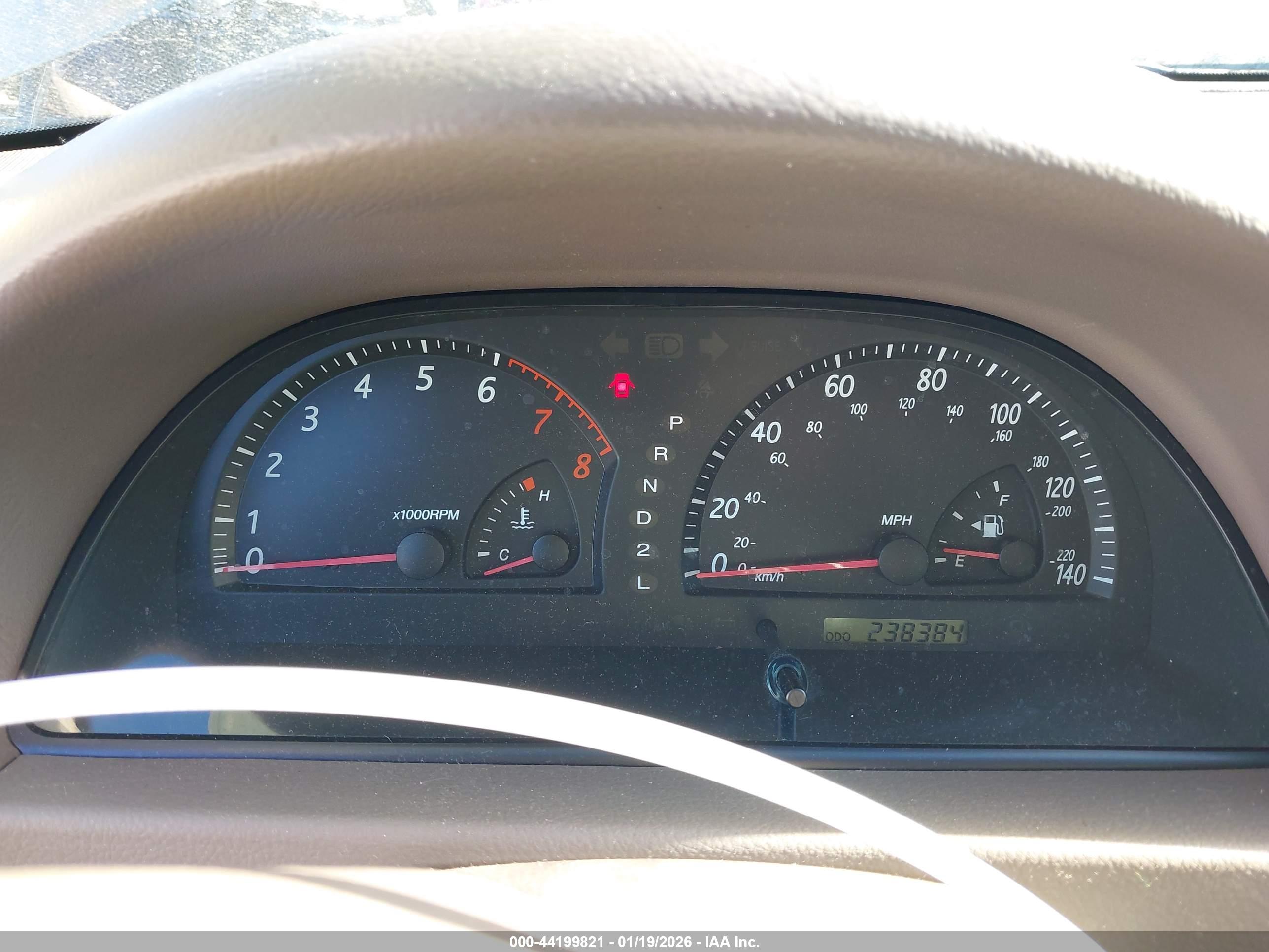 TOYOTA CAMRY image 7