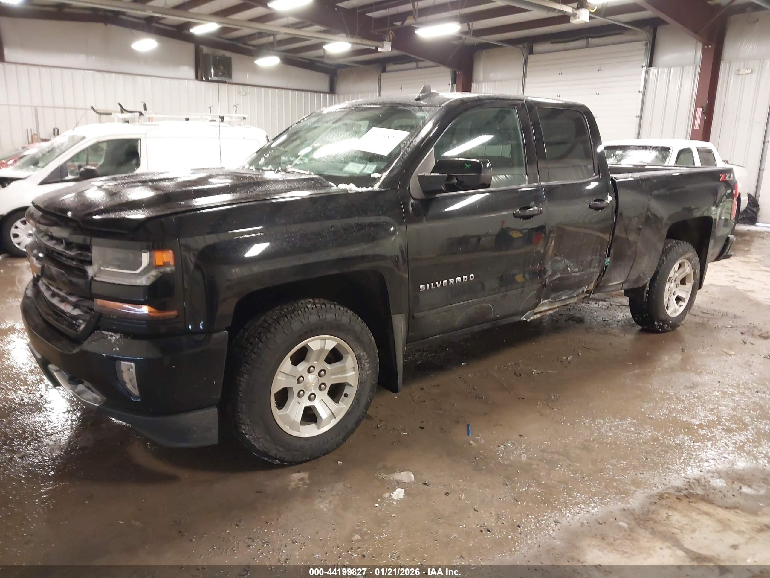 CHEVROLET SILVERADO image 2