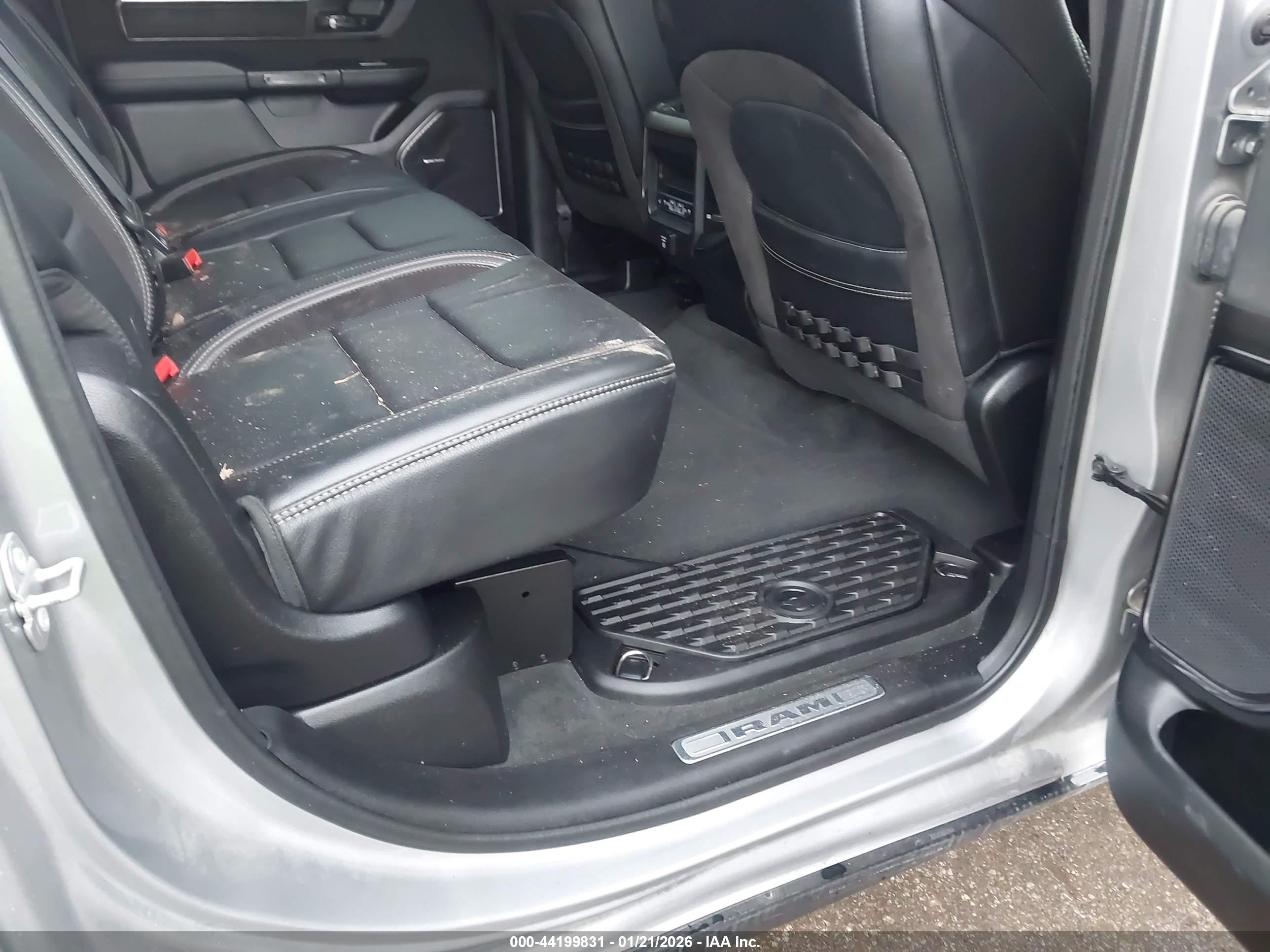 RAM 1500 image 8