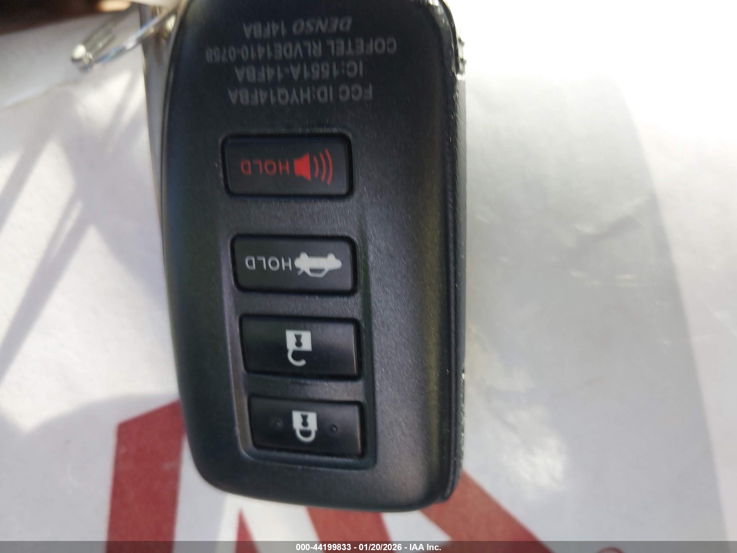 LEXUS ES image 11