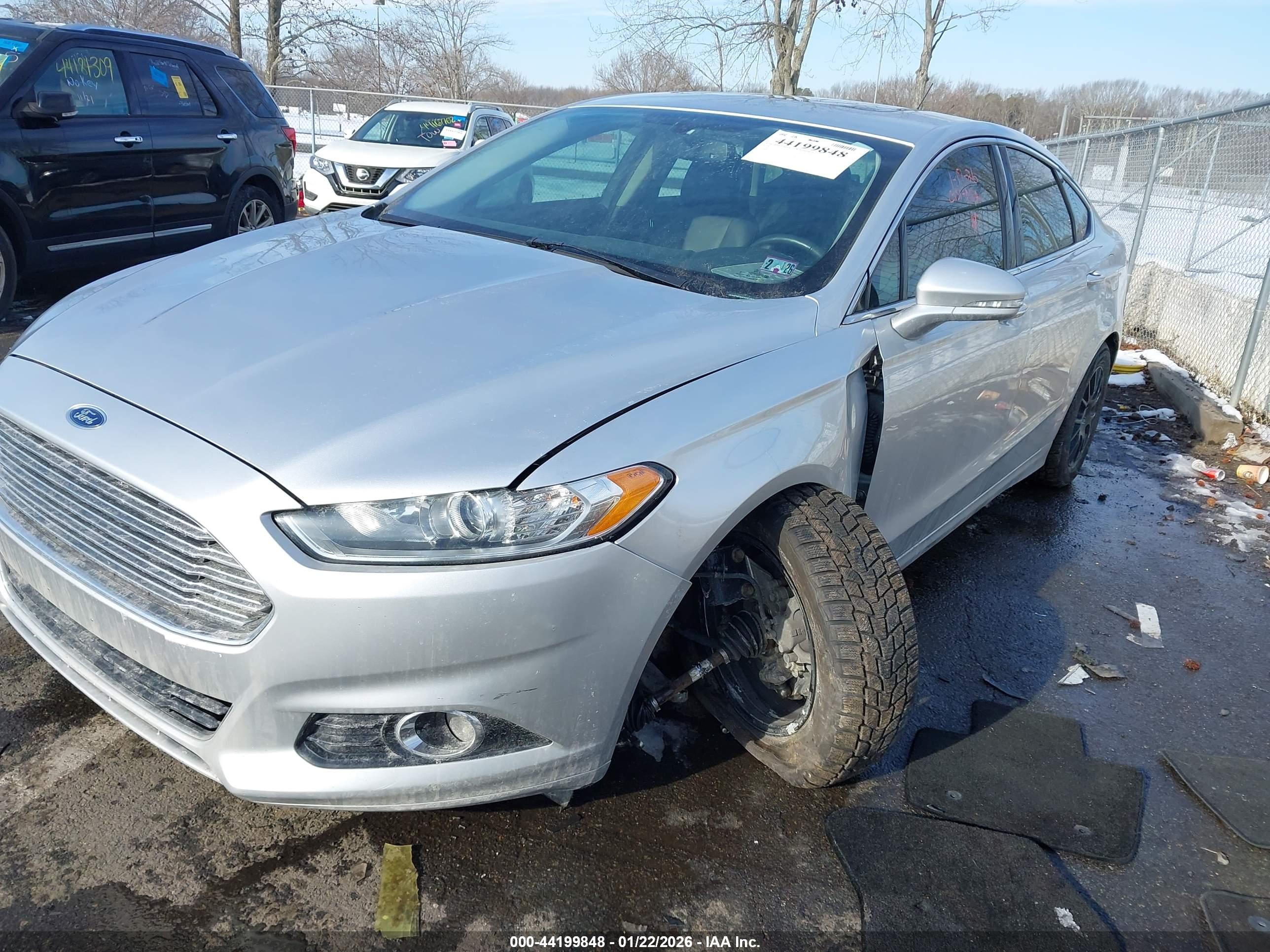 FORD FUSION image 2