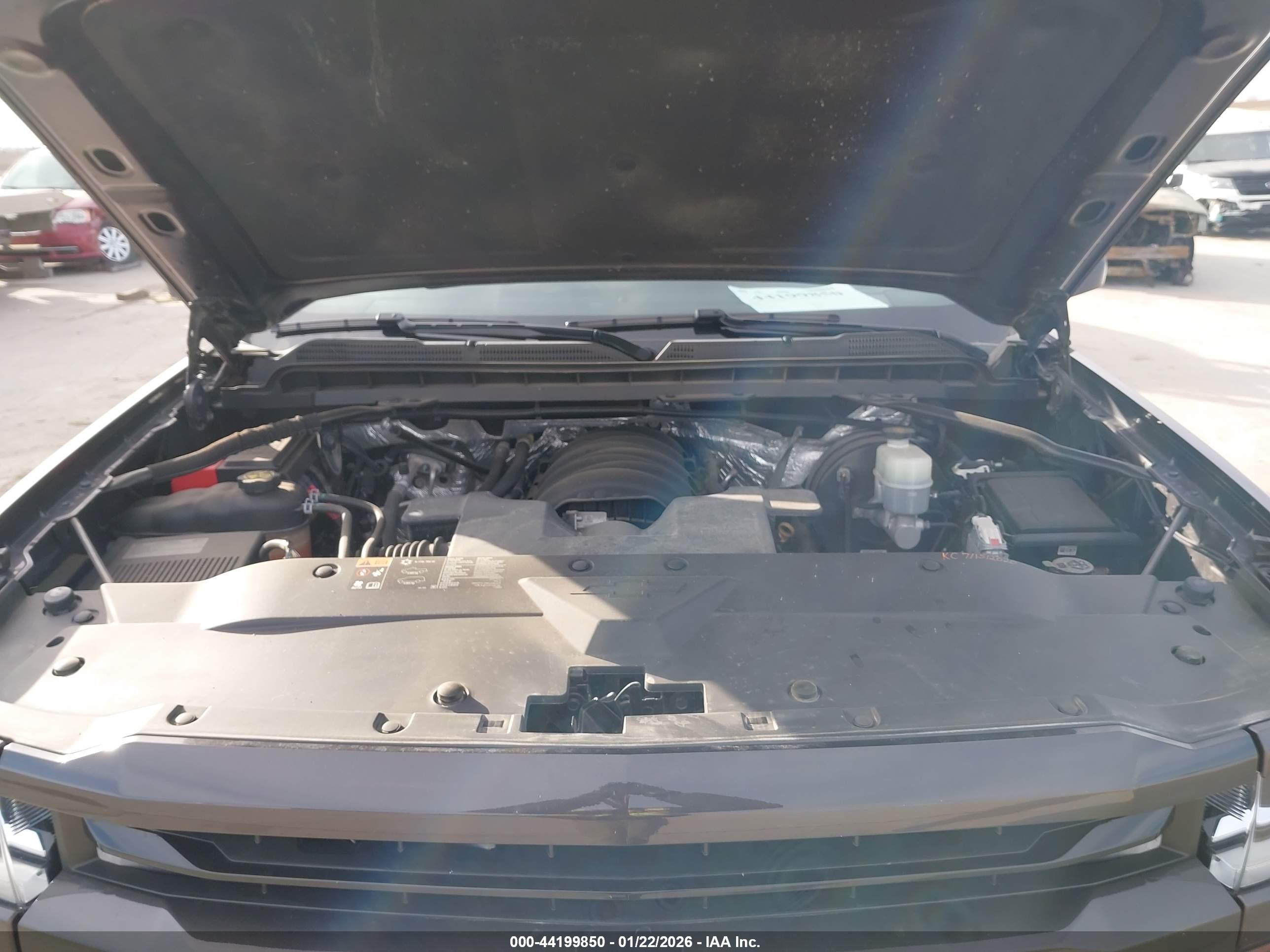 CHEVROLET SILVERADO image 10
