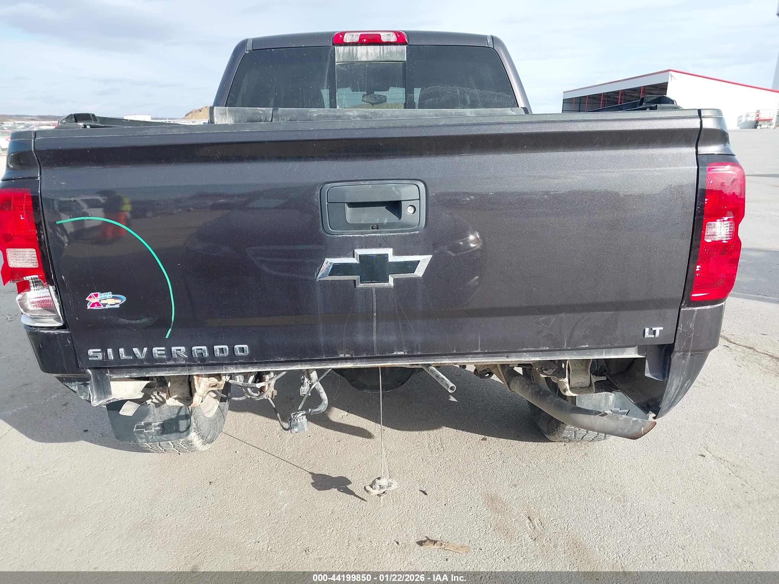 CHEVROLET SILVERADO image 6