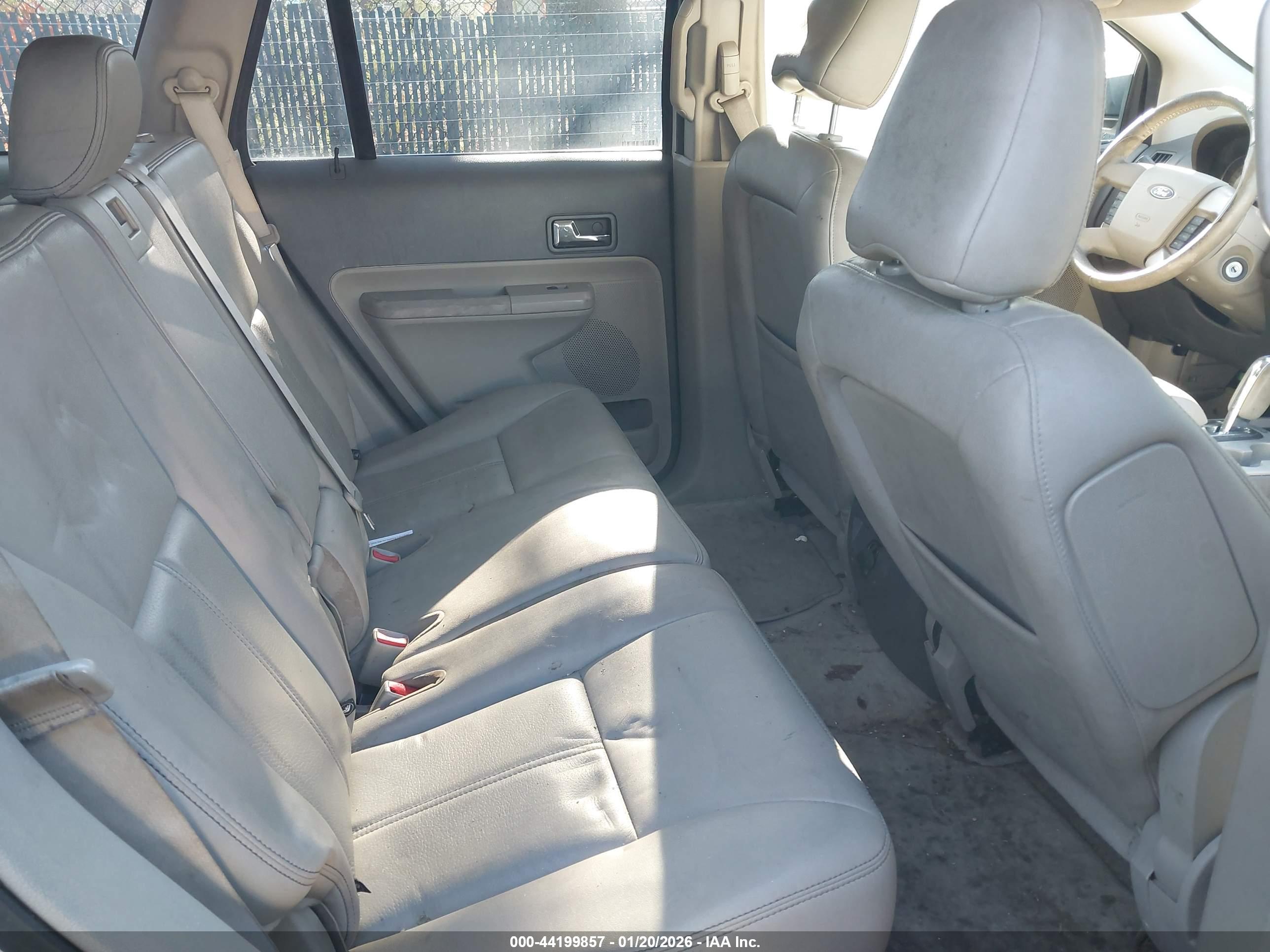 FORD EDGE image 8