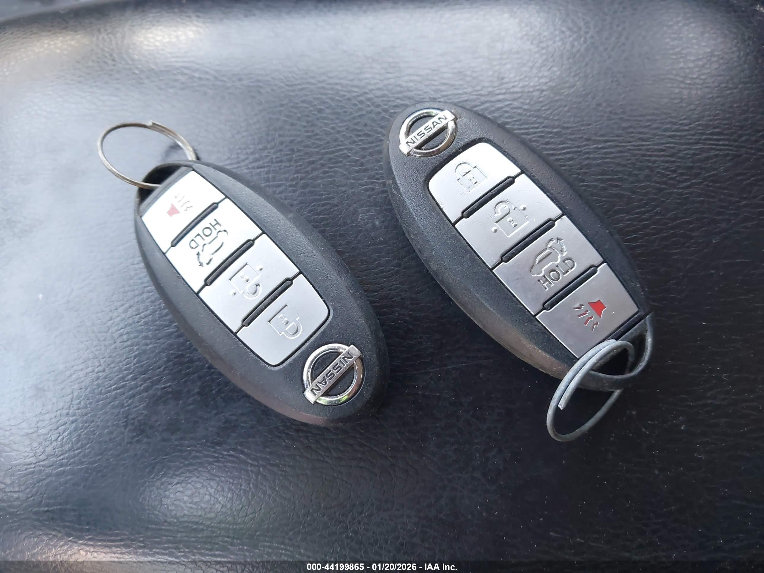 NISSAN ROGUE image 11