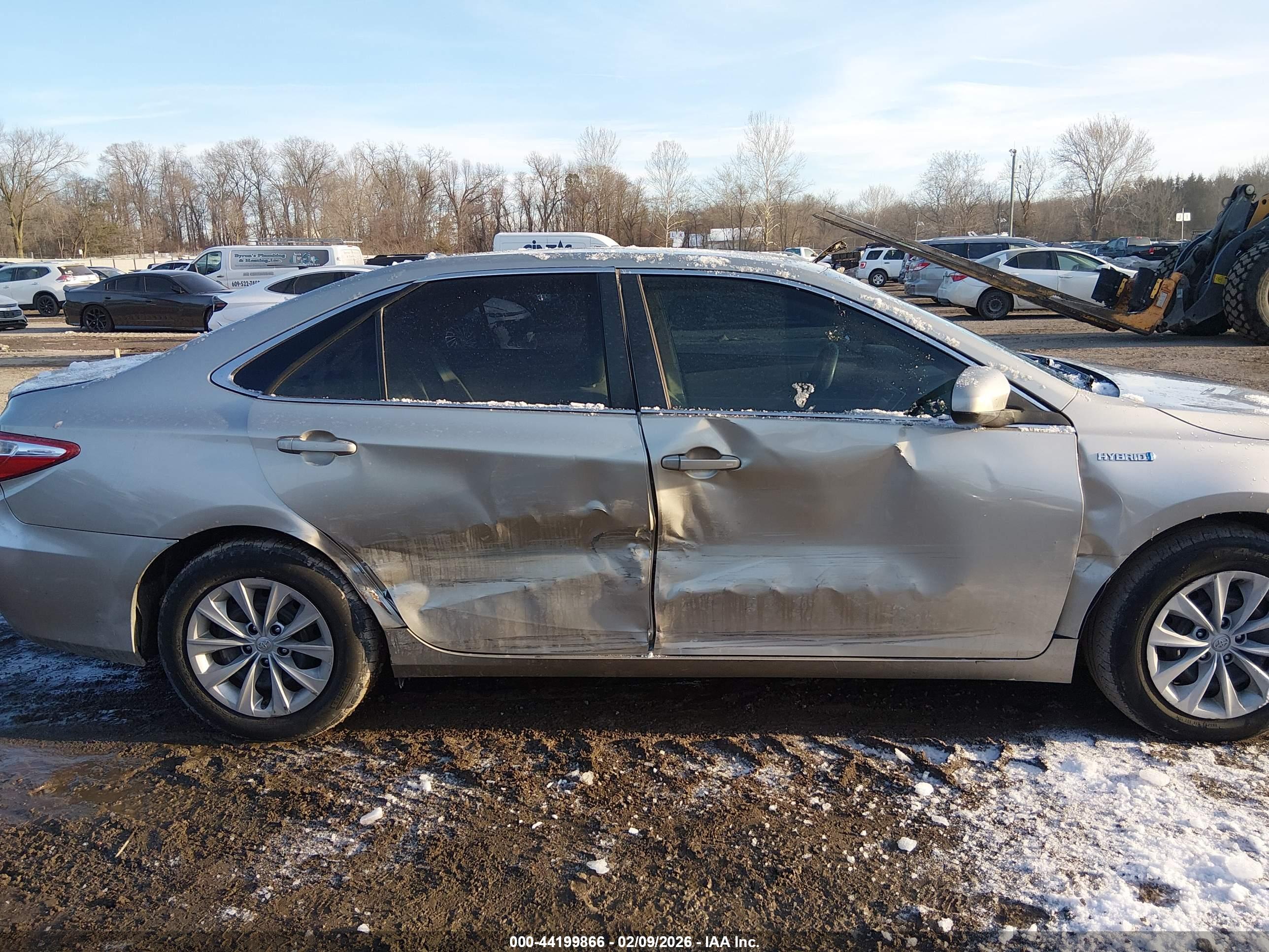 TOYOTA CAMRY image 6