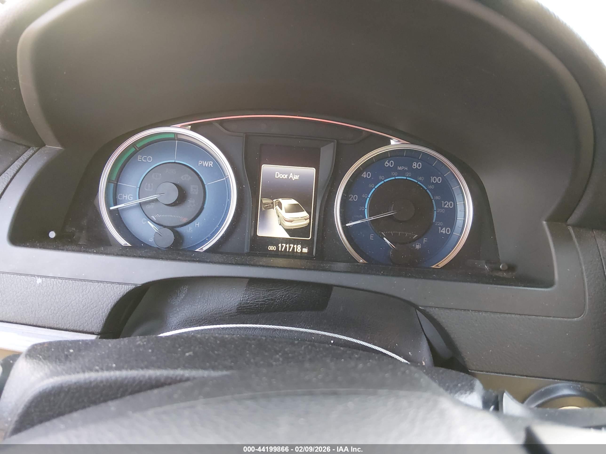 TOYOTA CAMRY image 7