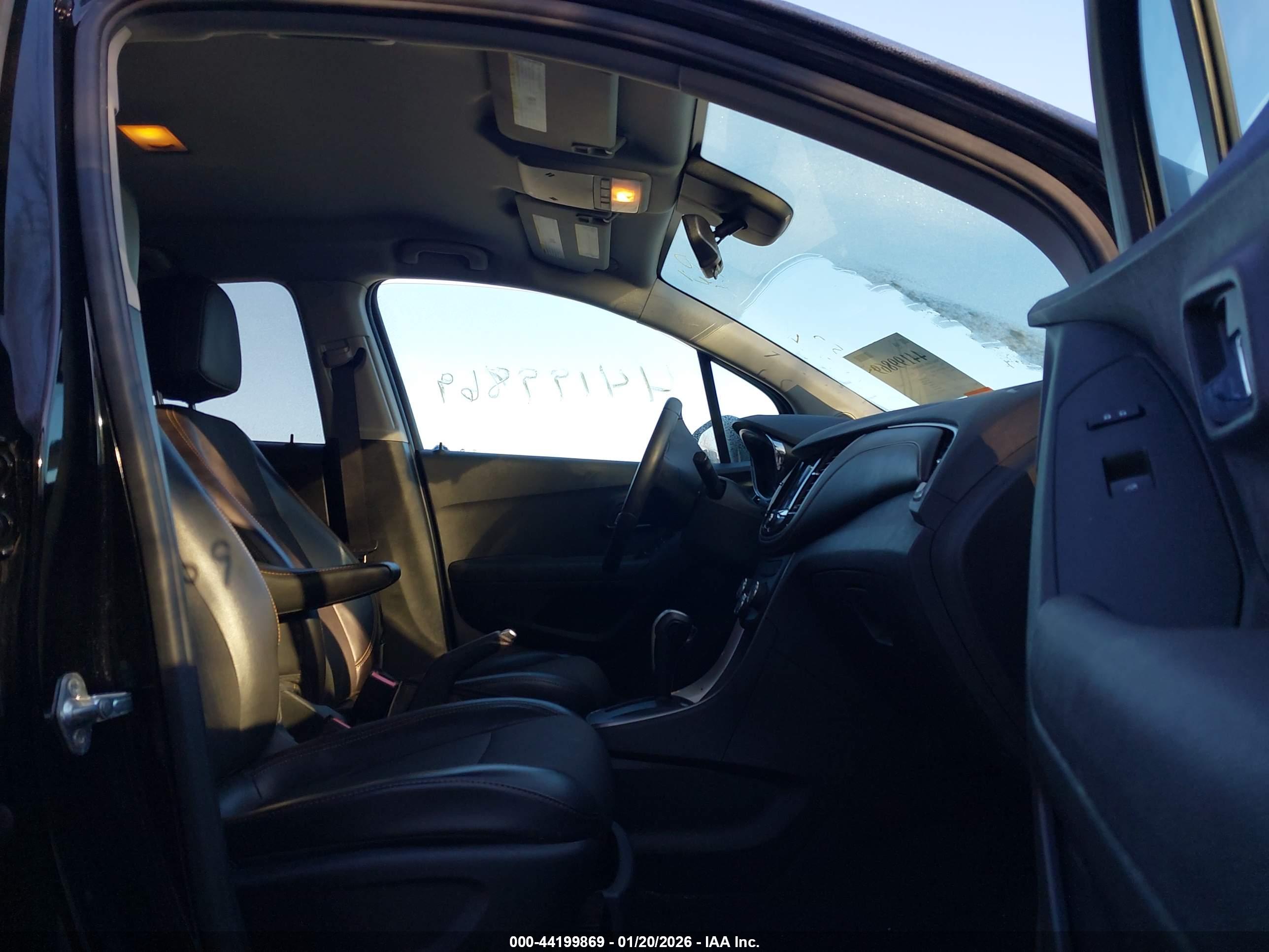 CHEVROLET TRAX image 5