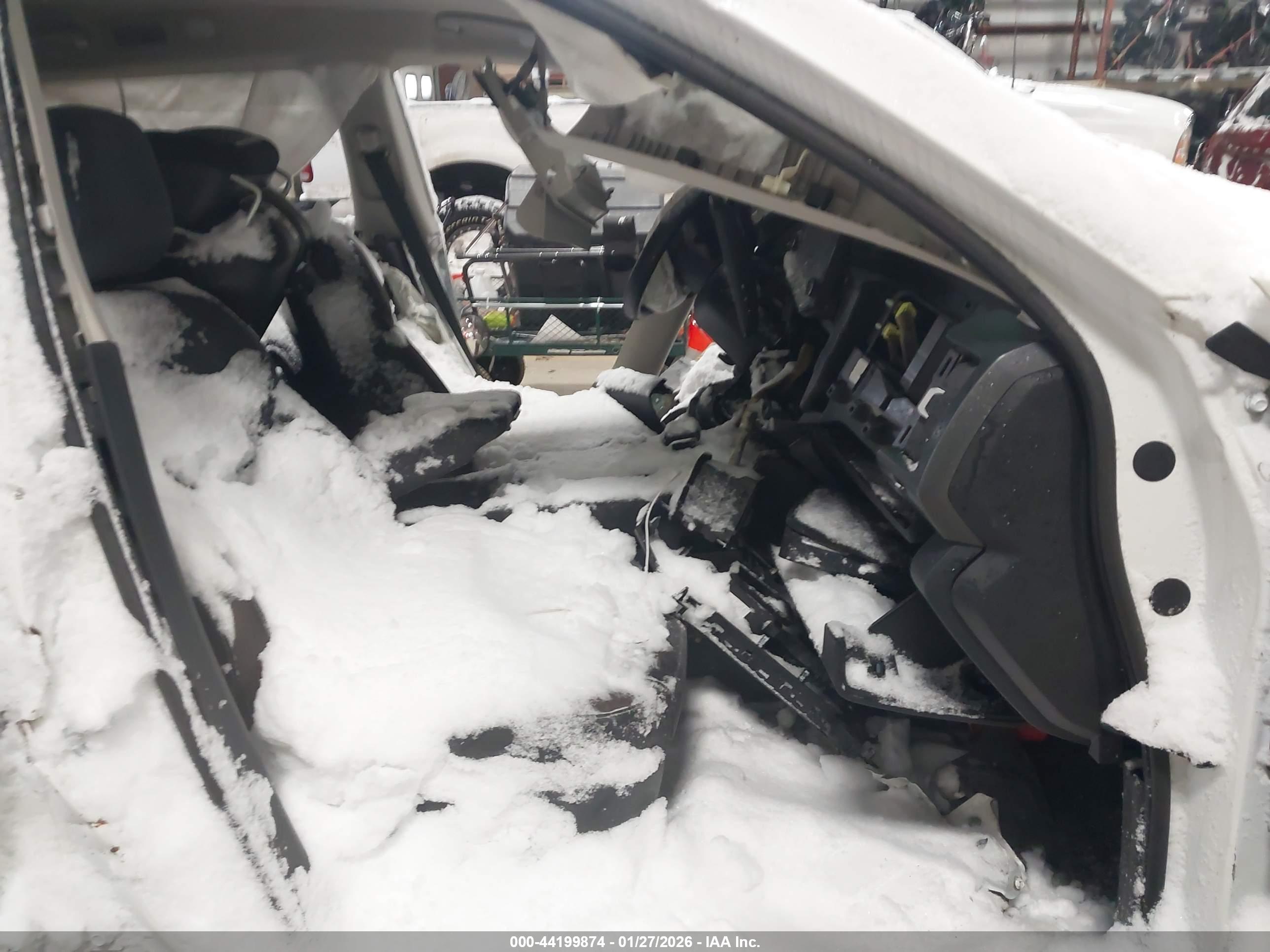 NISSAN PATHFINDER image 5