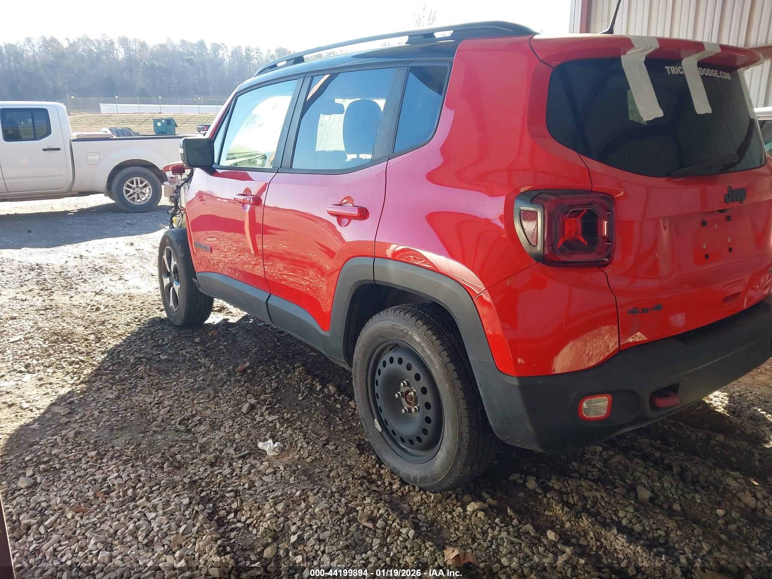 JEEP RENEGADE image 3