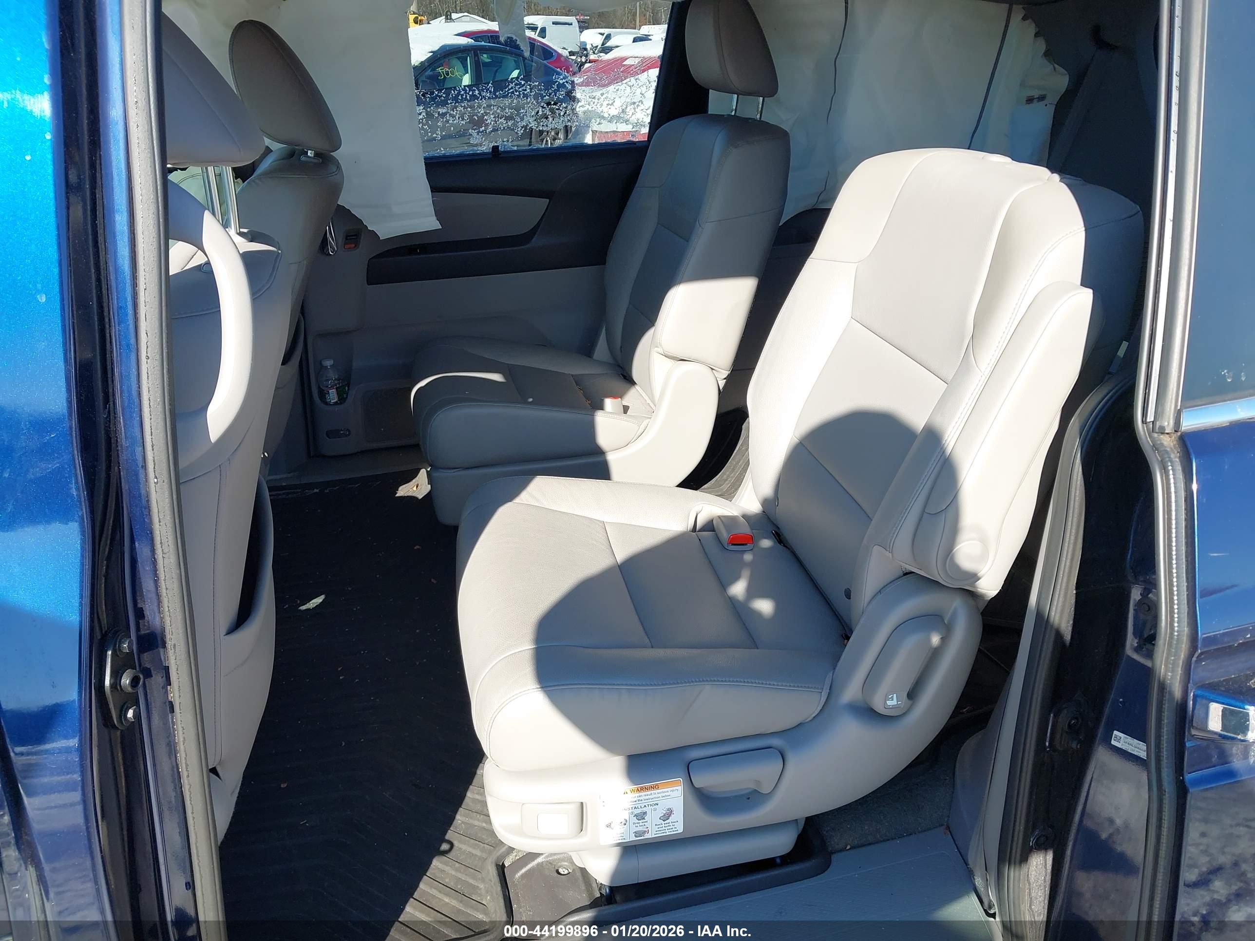 HONDA ODYSSEY image 8