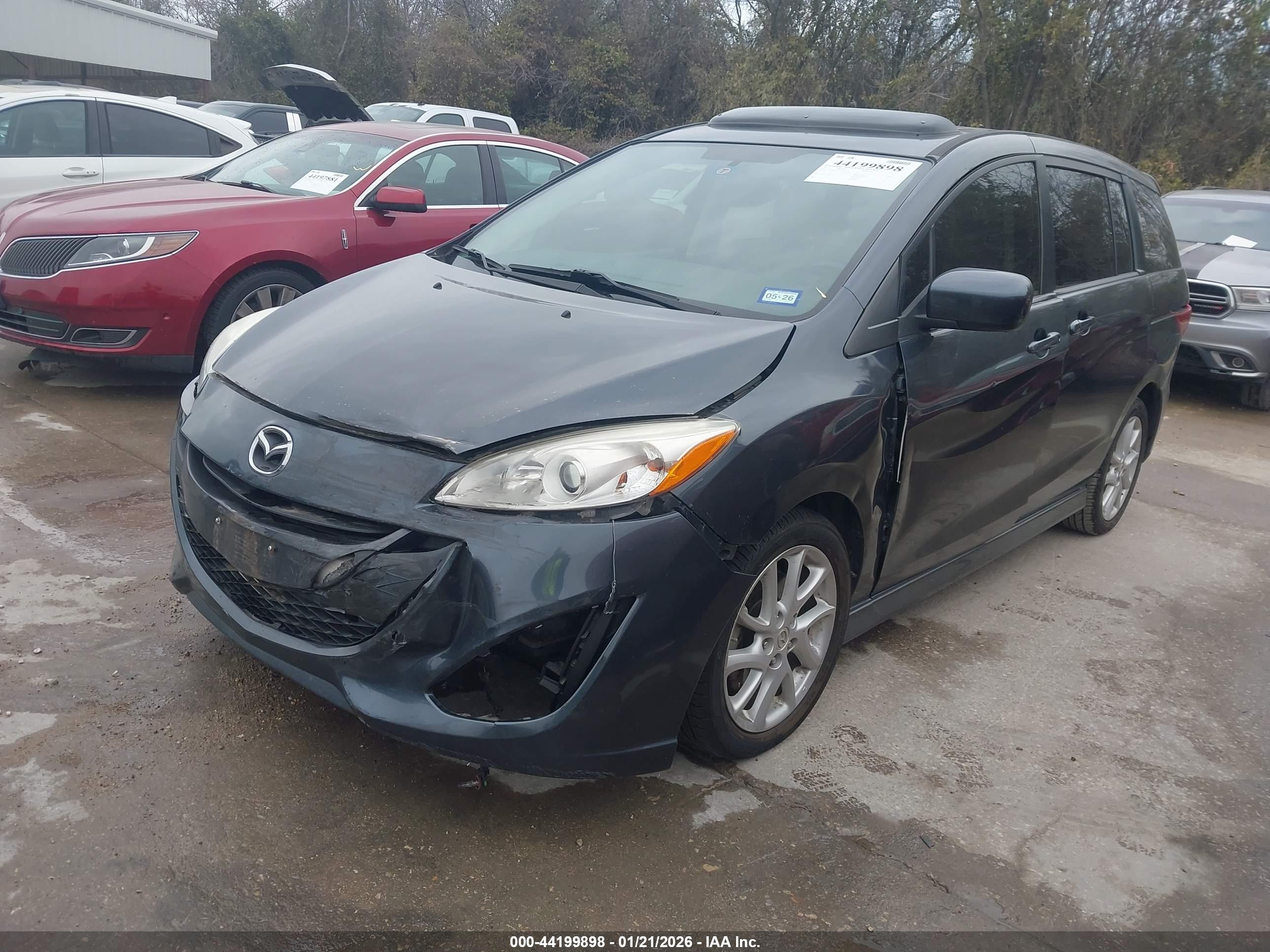 MAZDA MAZDA5 image 2