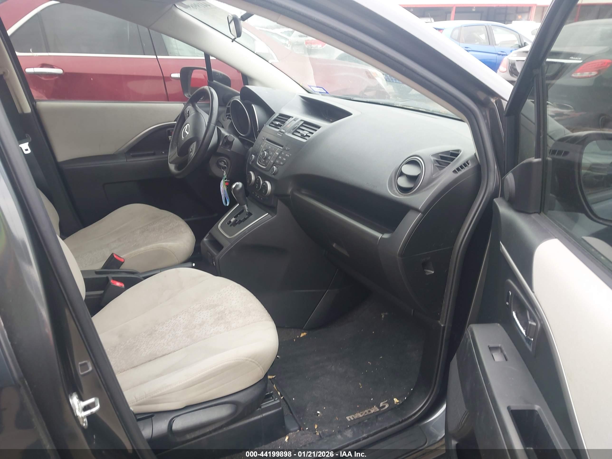 MAZDA MAZDA5 image 5