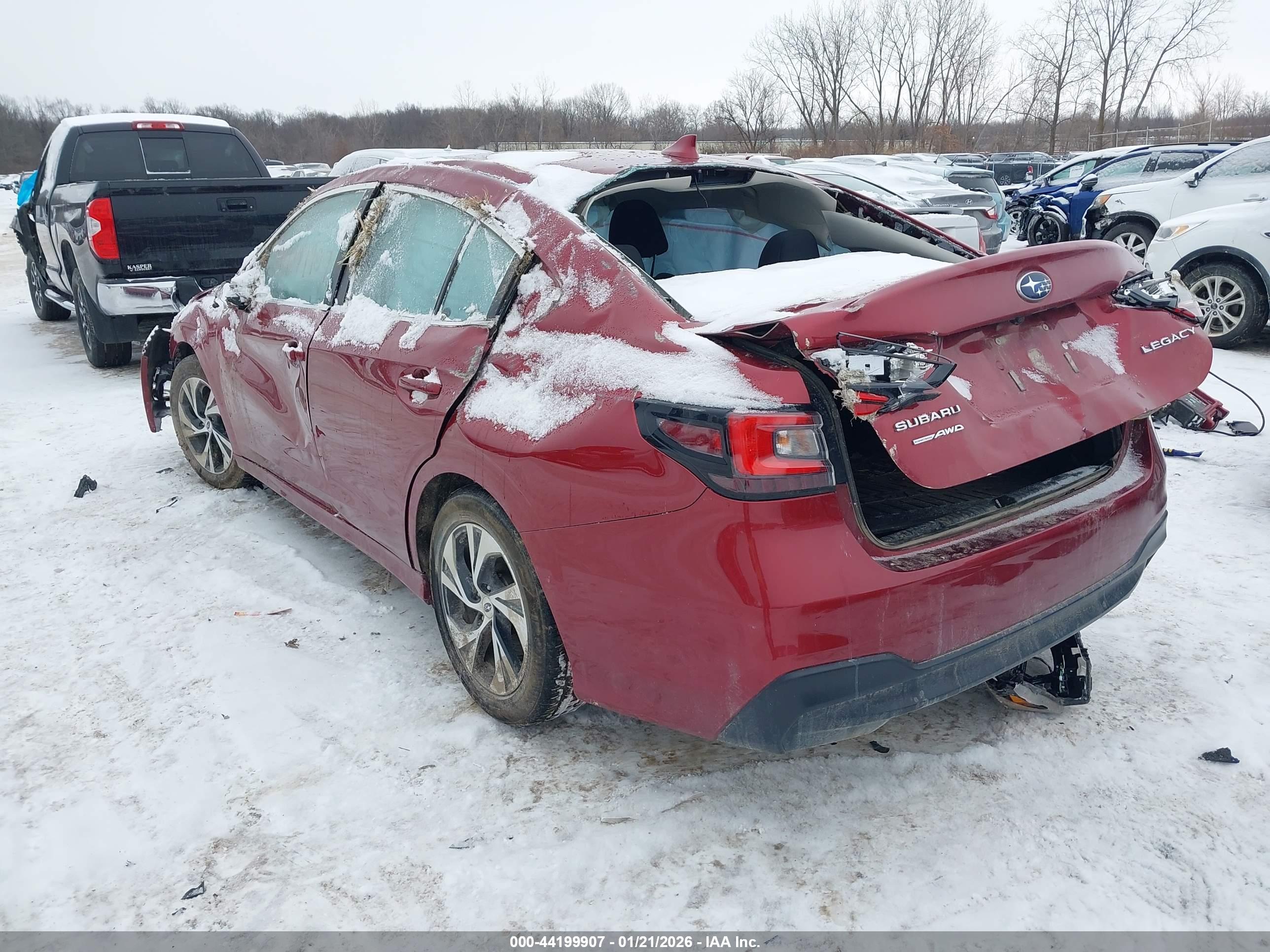 SUBARU LEGACY image 3