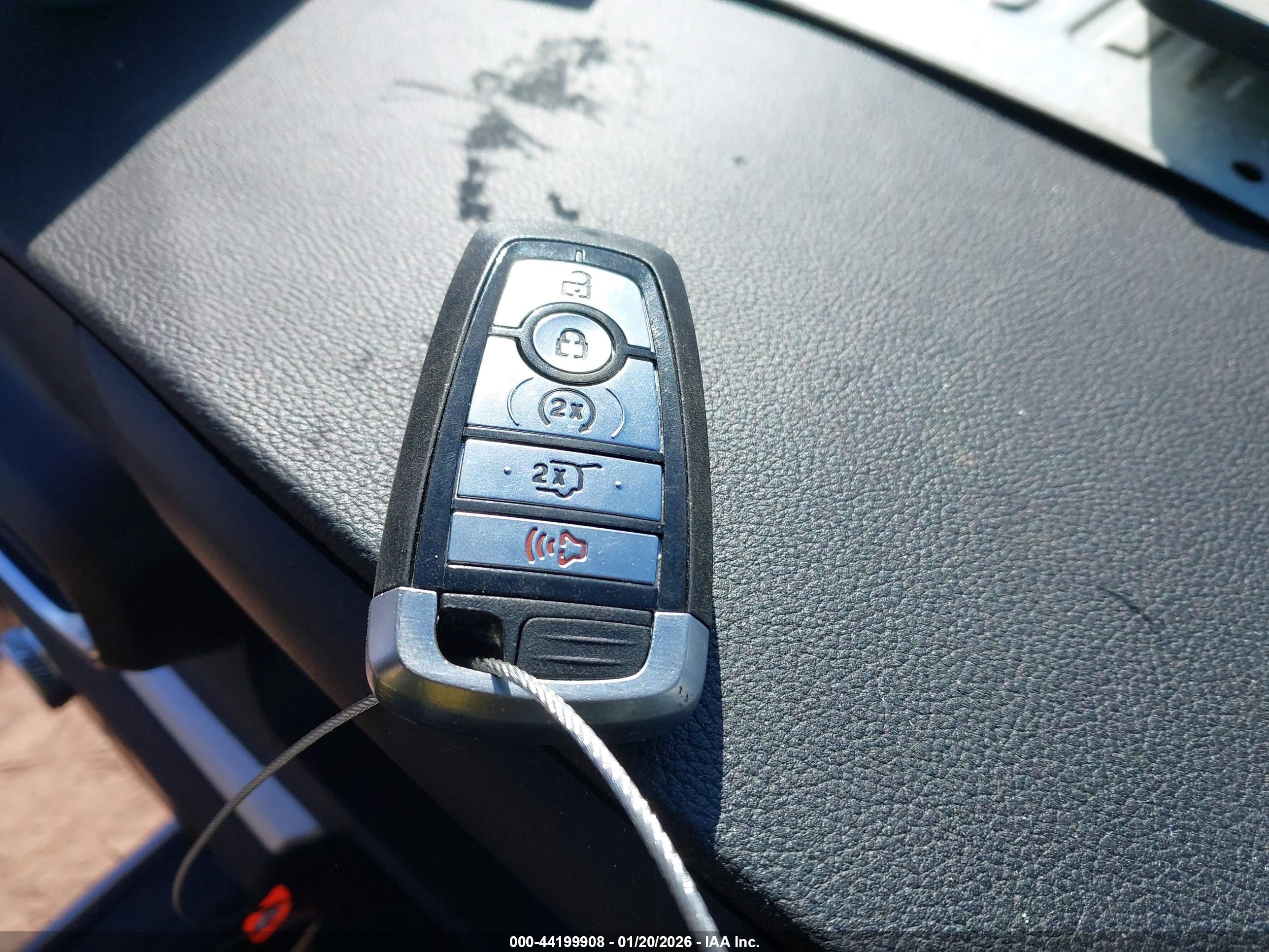 FORD EXPLORER image 11
