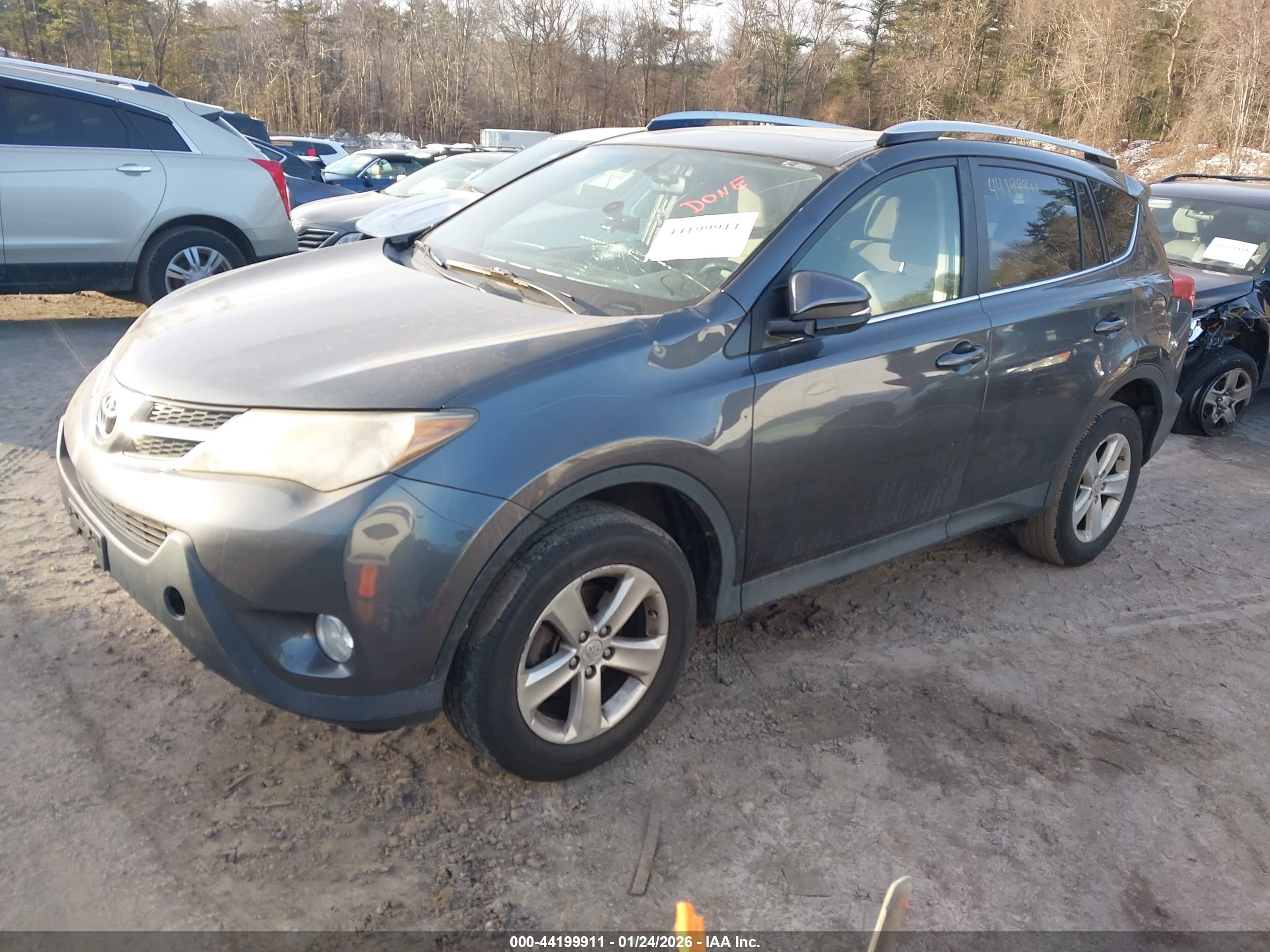 TOYOTA RAV4 image 2