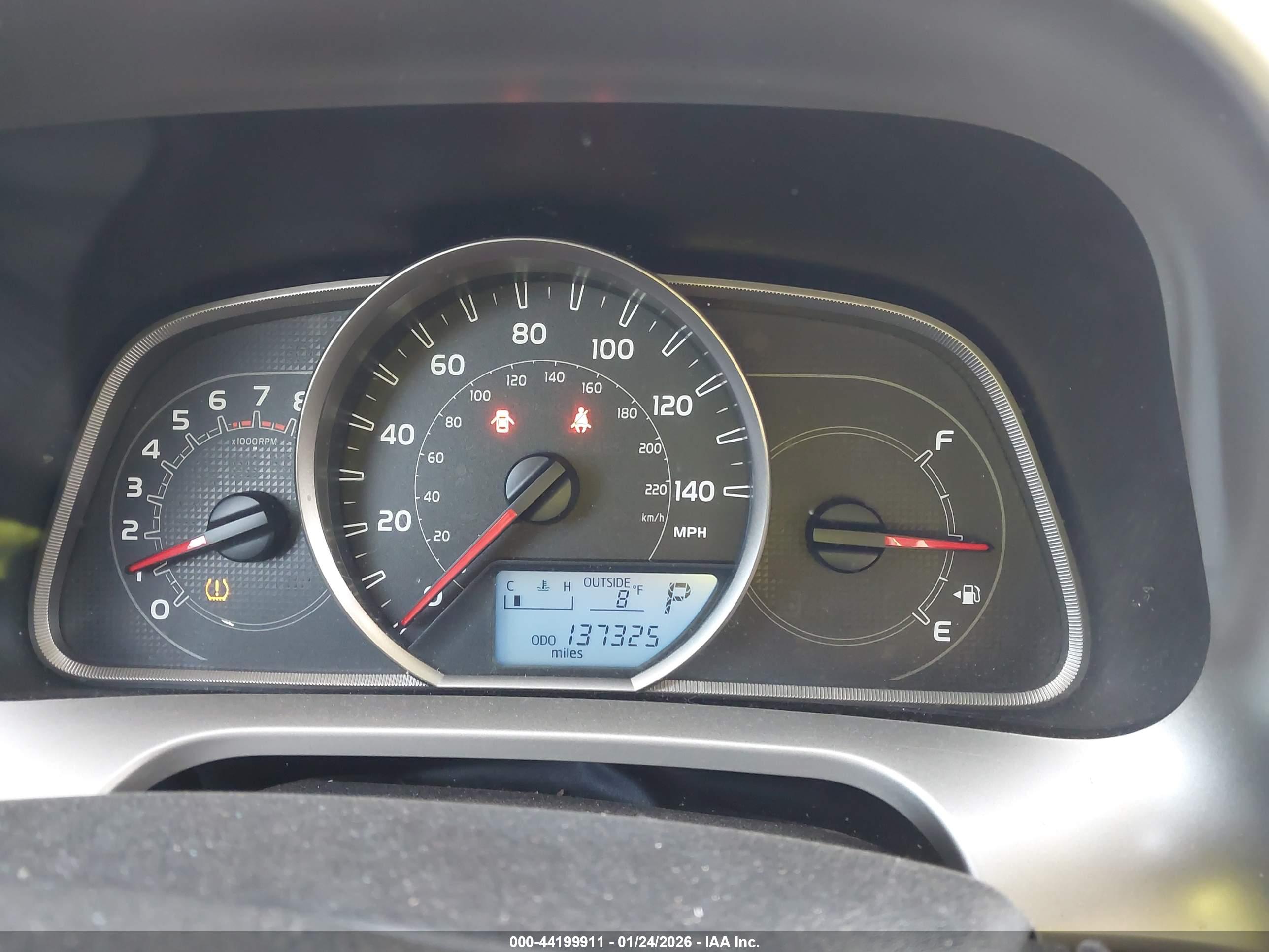 TOYOTA RAV4 image 7