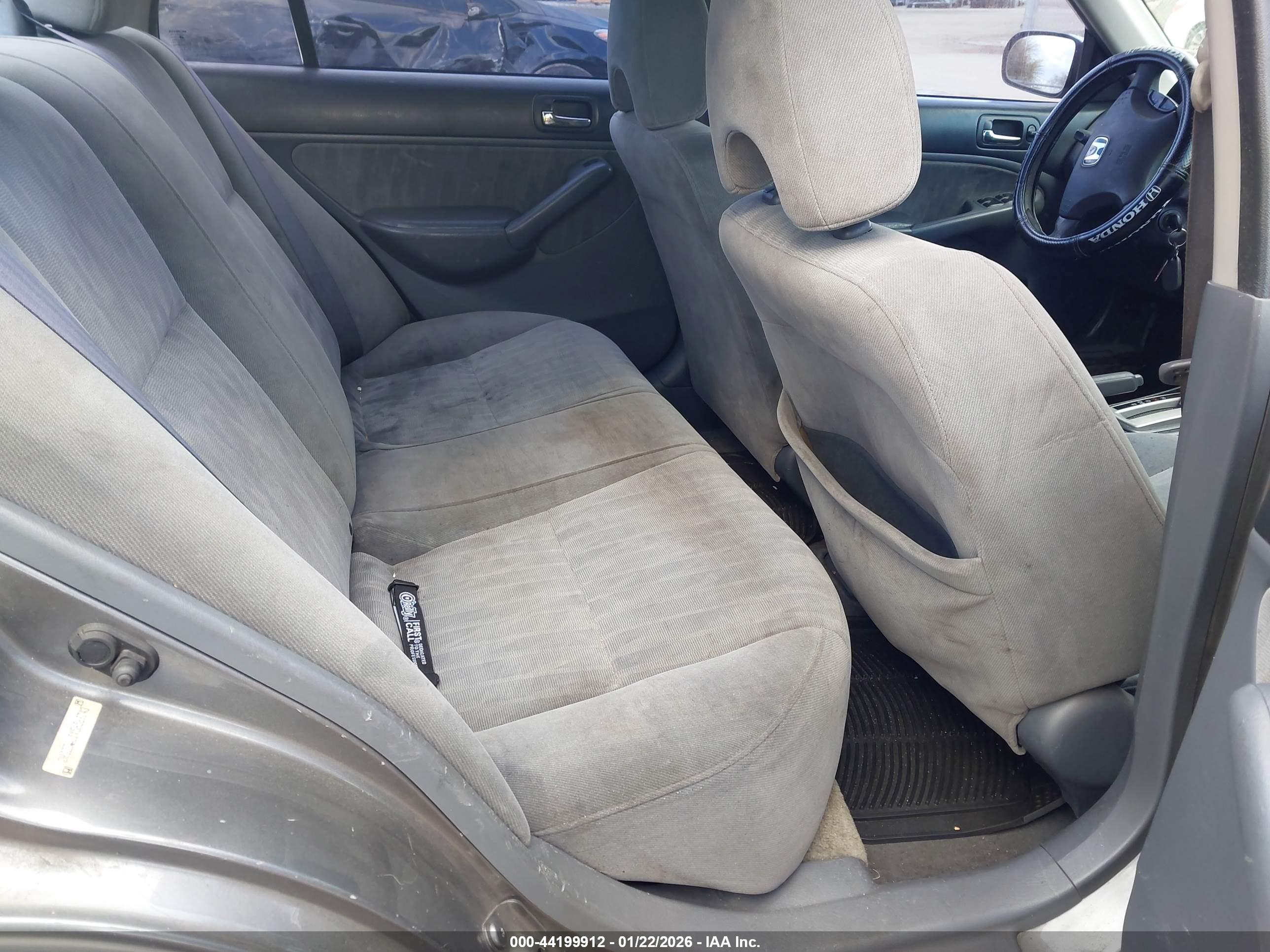 HONDA CIVIC image 8