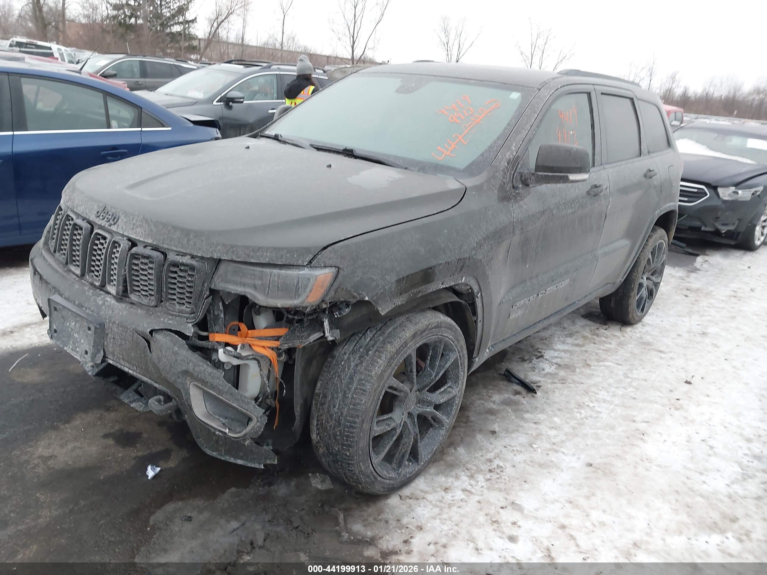JEEP GRAND image 2