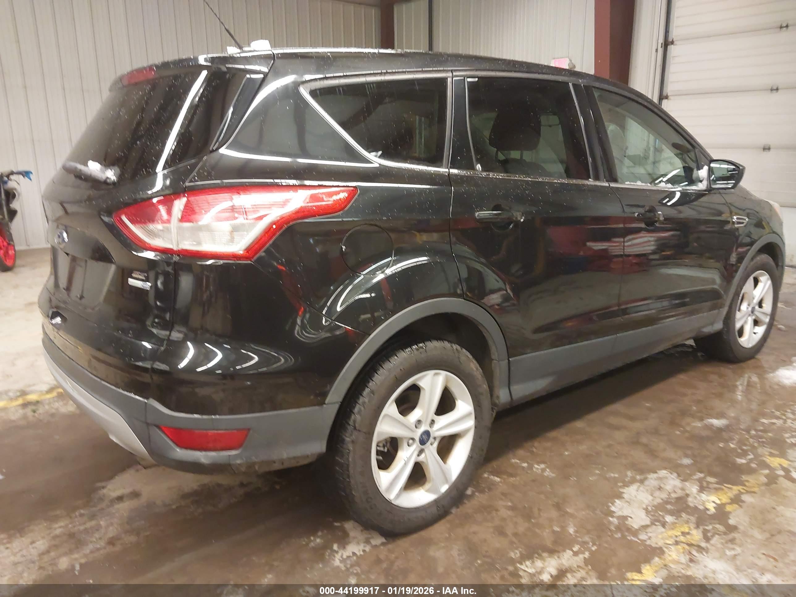 FORD ESCAPE image 4