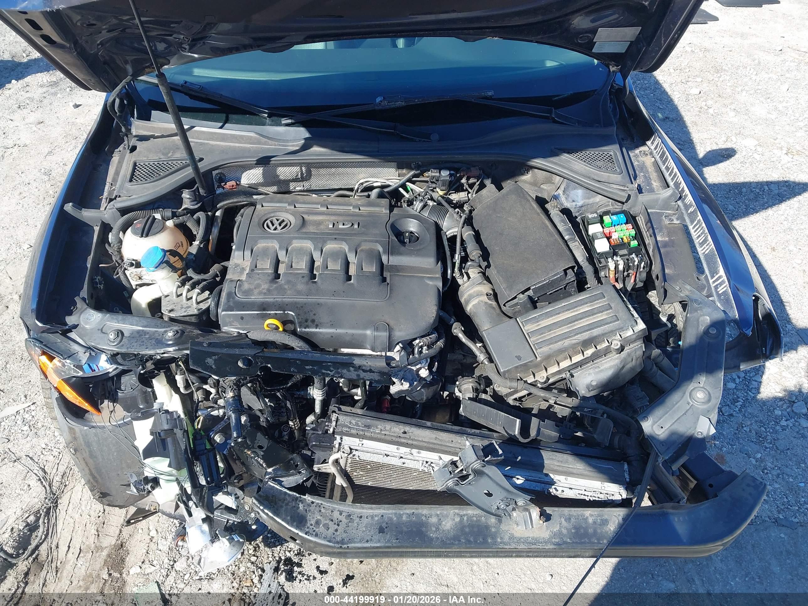 VOLKSWAGEN PASSAT image 10