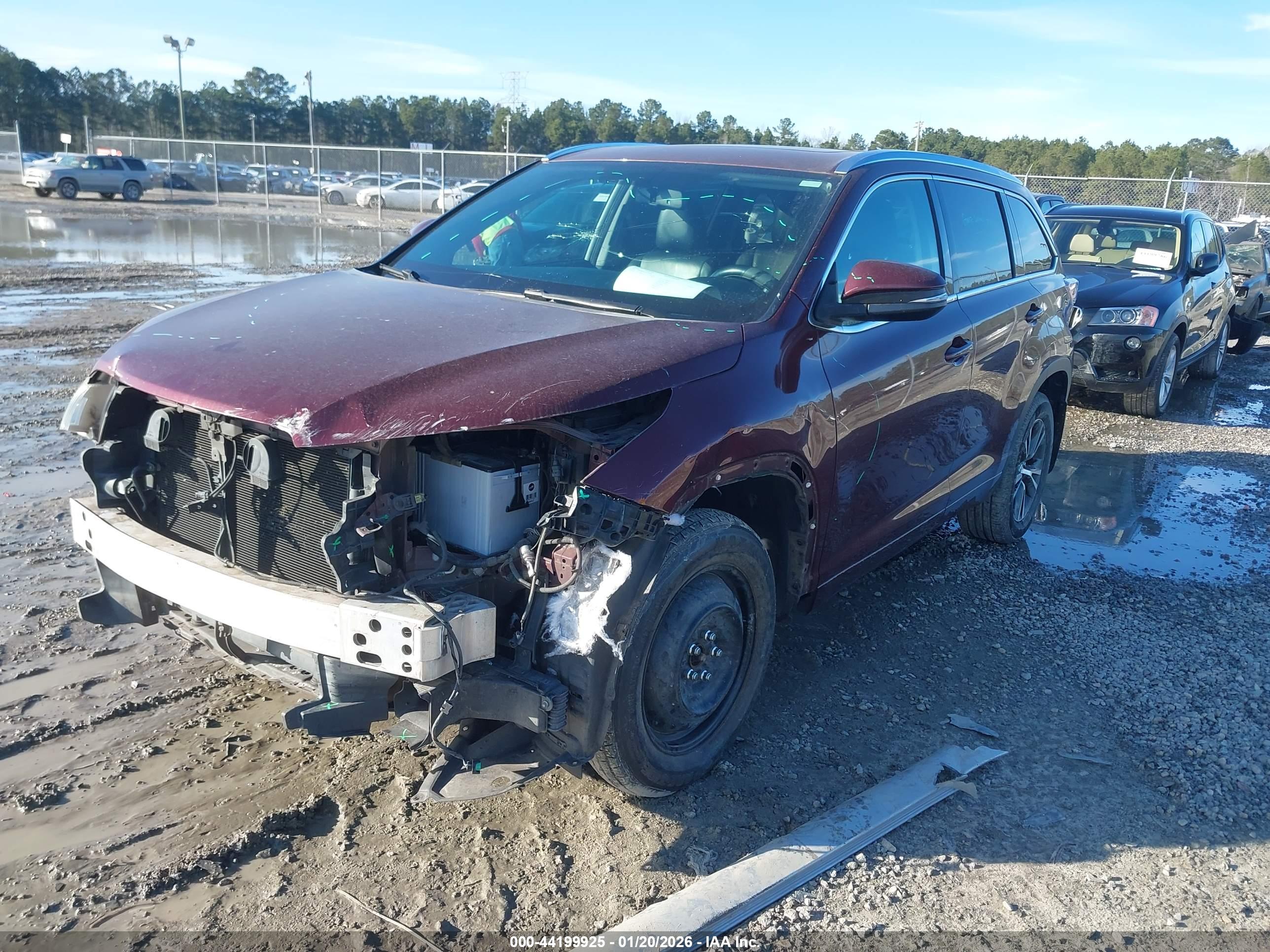TOYOTA HIGHLANDER image 2