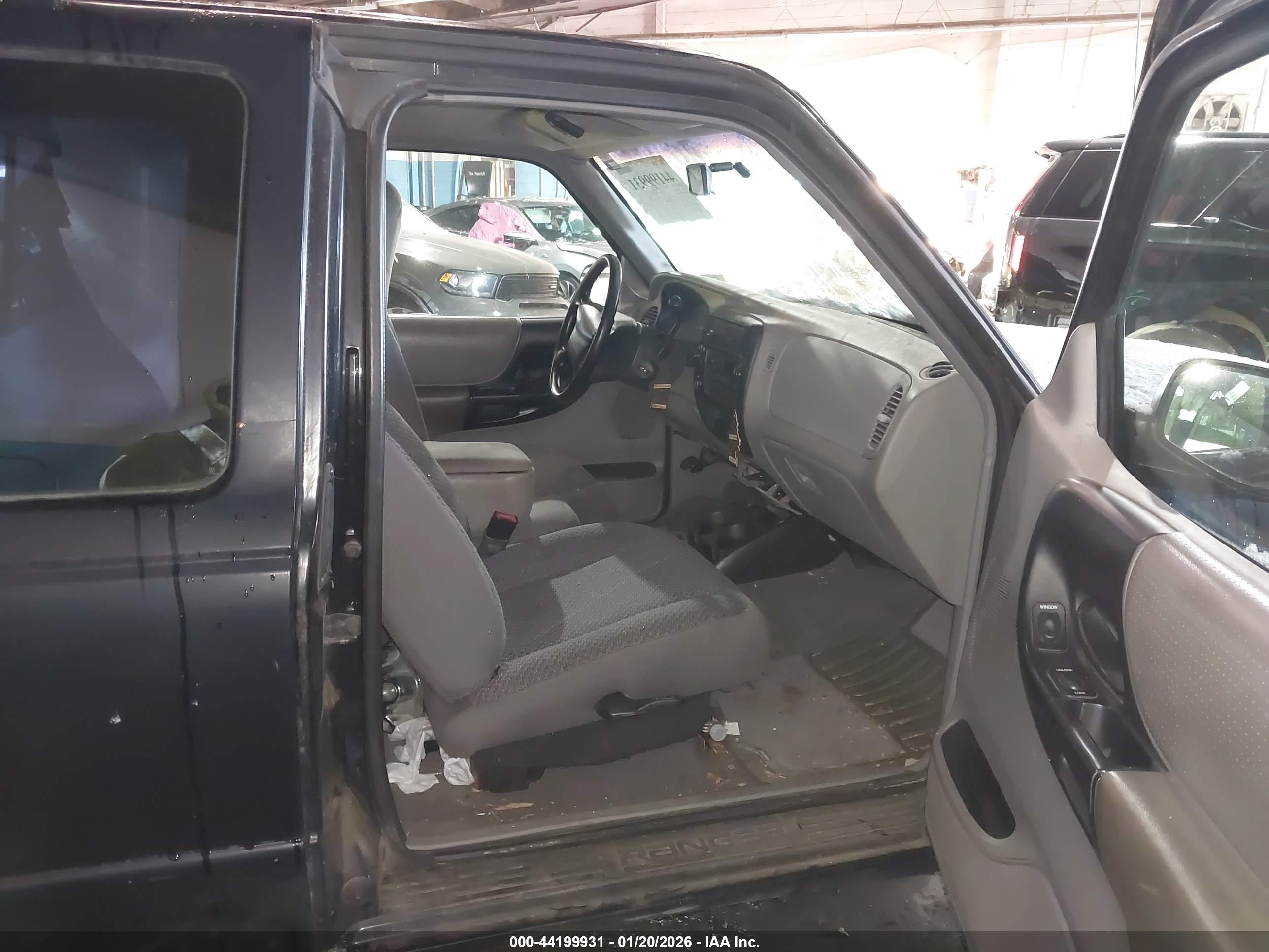 FORD RANGER image 5