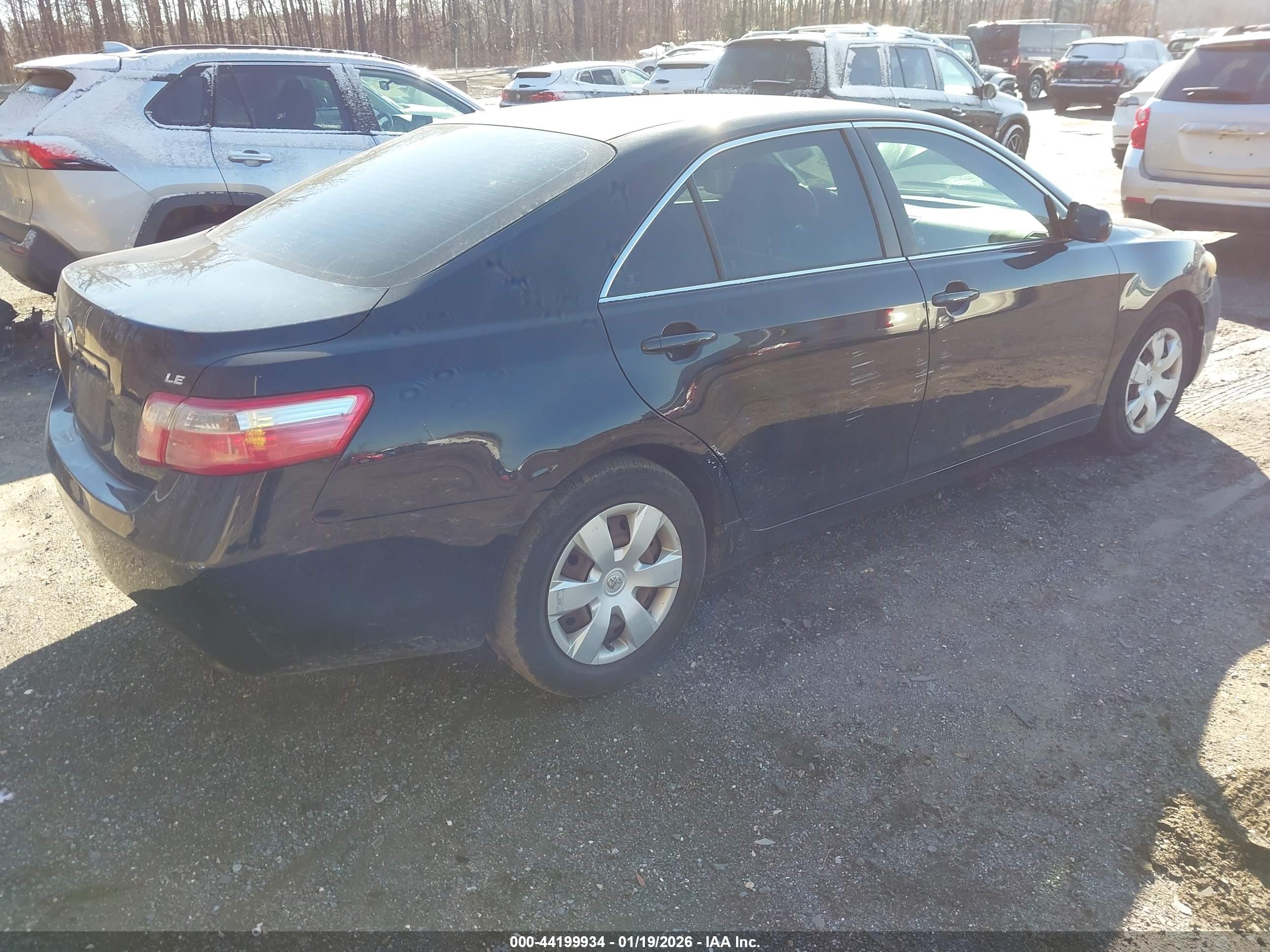 TOYOTA CAMRY image 4