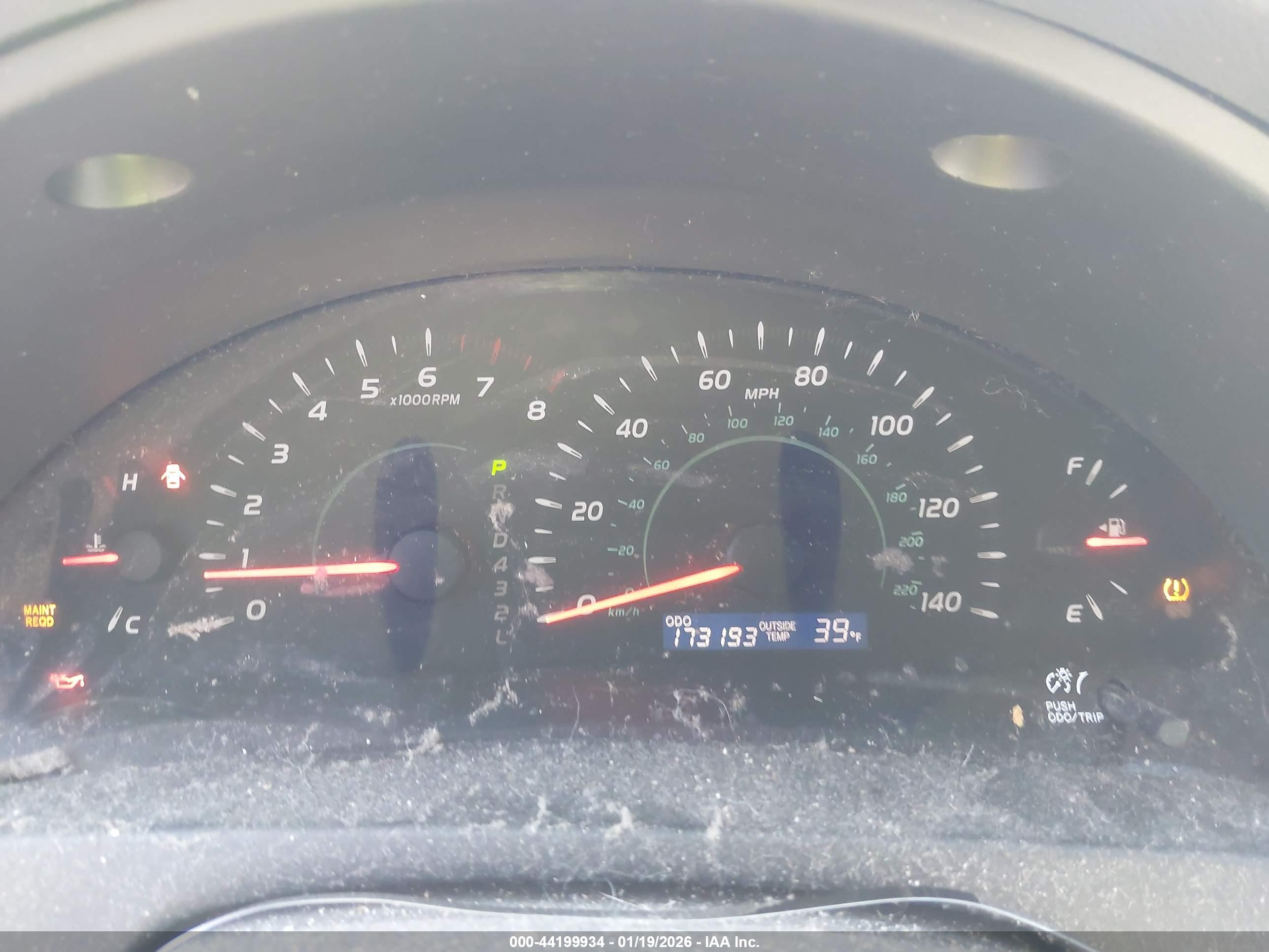 TOYOTA CAMRY image 7