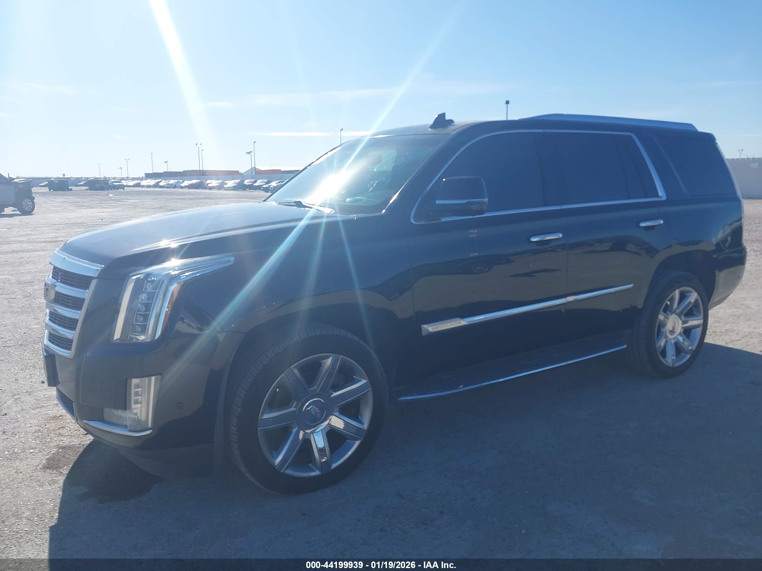 CADILLAC ESCALADE image 6