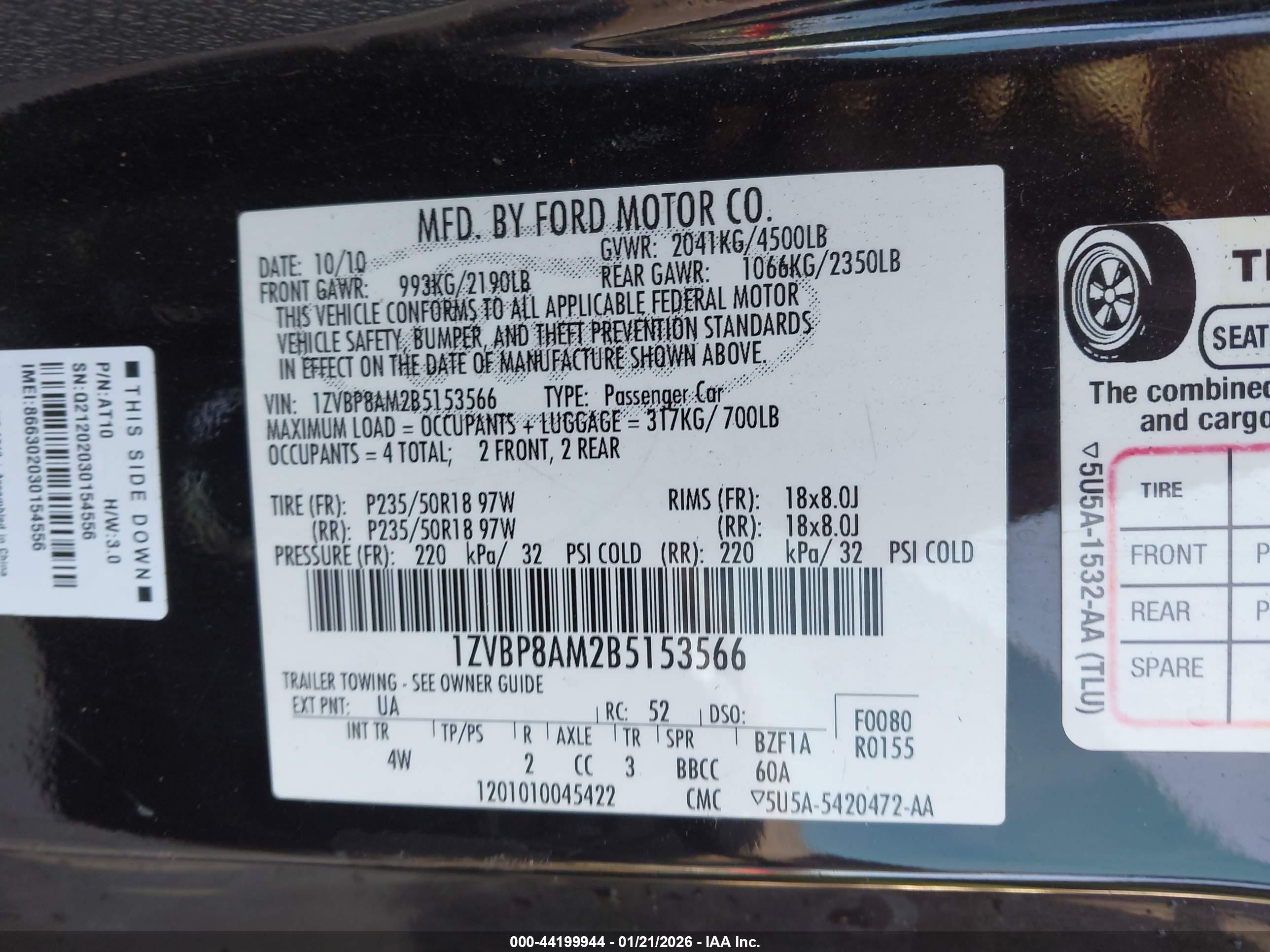 FORD MUSTANG image 9