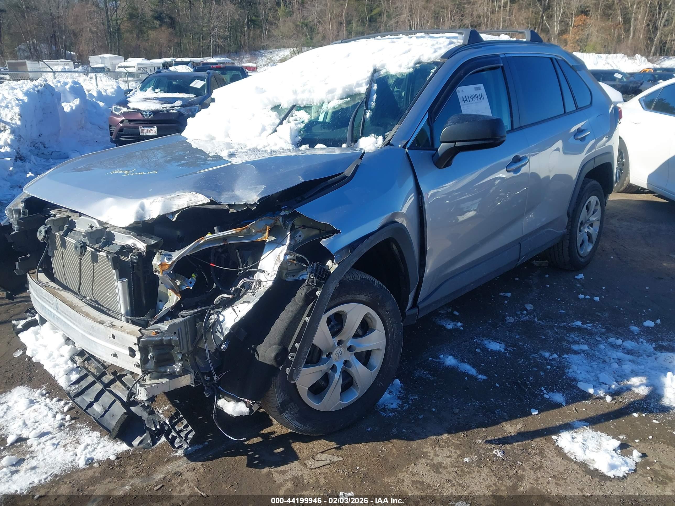 TOYOTA RAV4 image 2